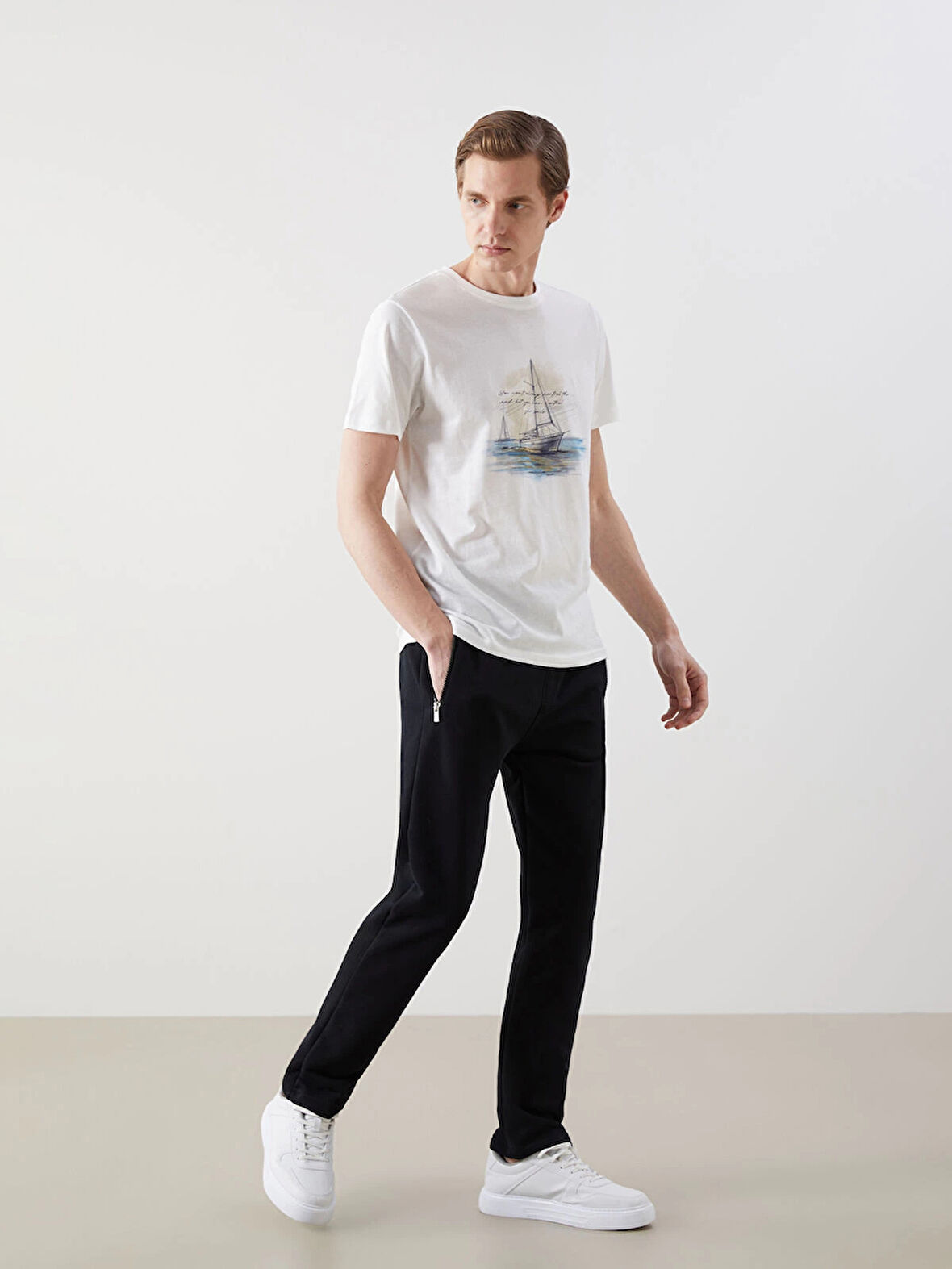 LCWAIKIKI Classic Siyah Standart Kalıp Erkek Eşofman Altı