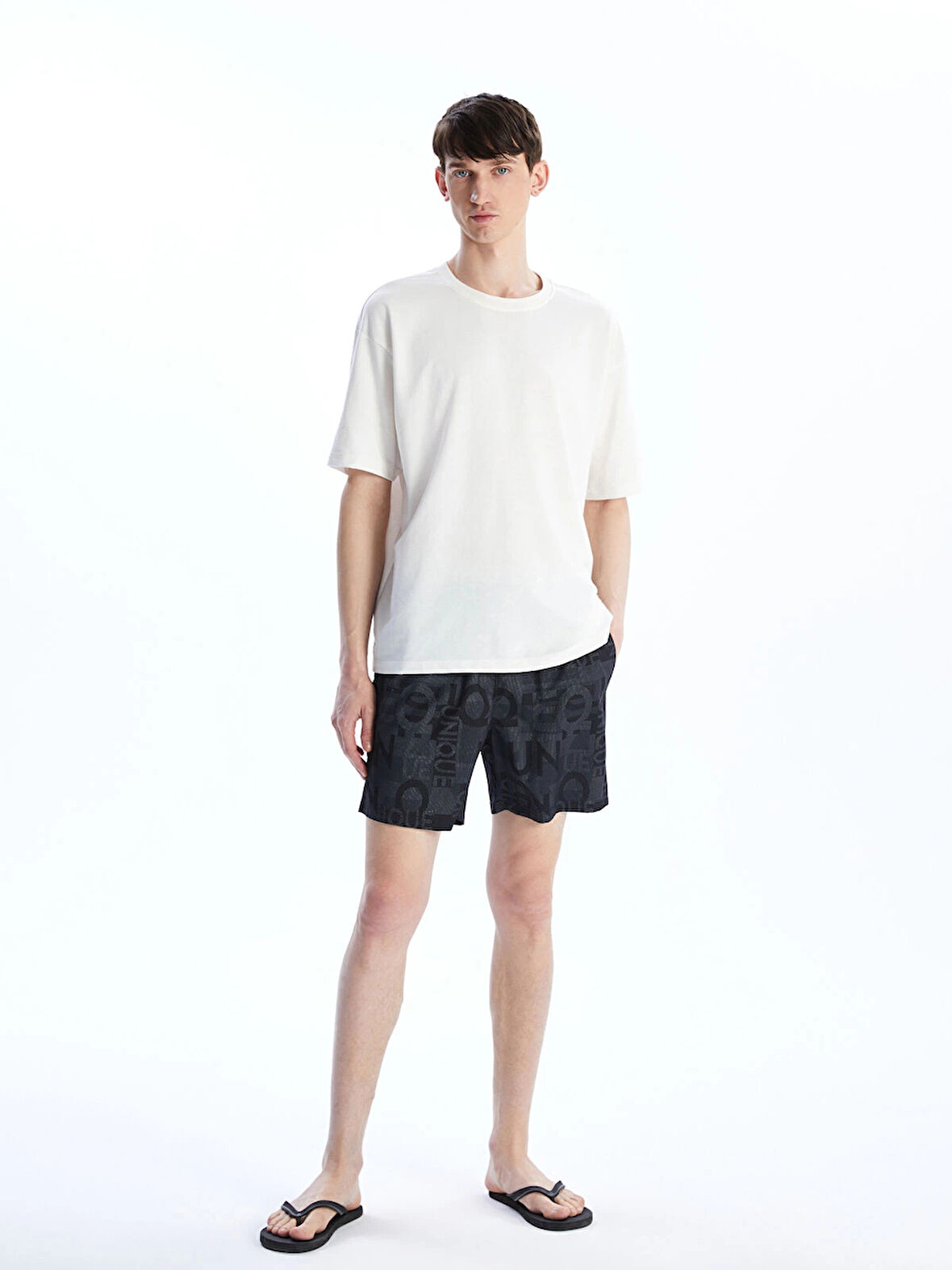 XSIDE Siyah Kısa Boy Desenli Erkek Deniz Şortu