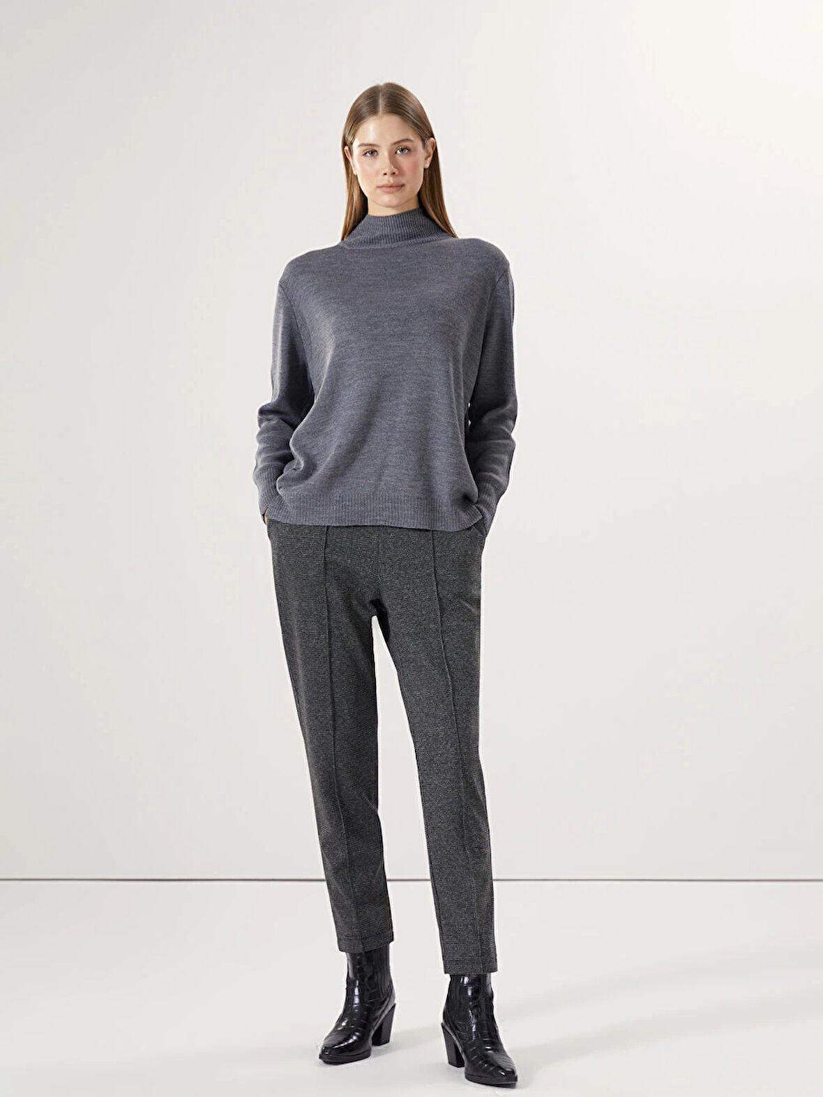 LCWAIKIKI Classic Siyah Beli Lastikli Ekose Kadın Pantolon