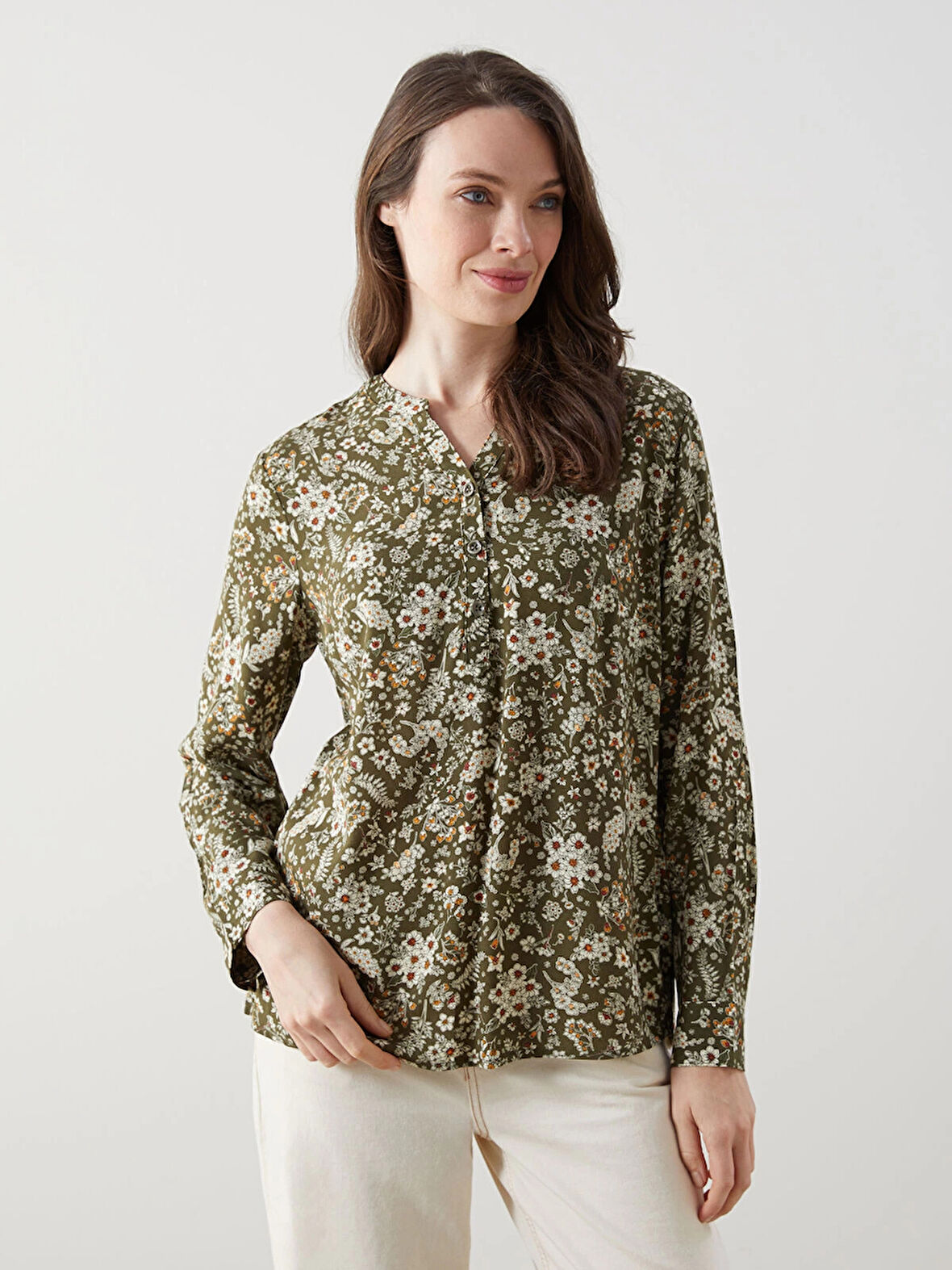 LCW Grace Haki Kaçık Yaka Desenli Kadın Bluz