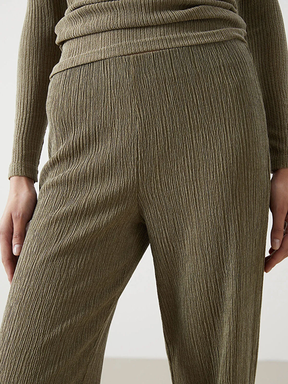 Beli Lastikli Dokulu Kadın Pantolon_W4L628Z8-GXF_8684681830716_S