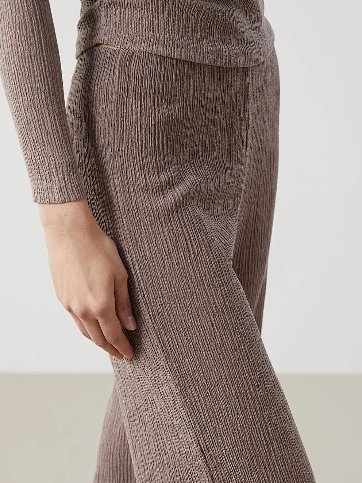 Beli Lastikli Dokulu Kadın Pantolon_W4L628Z8-H2Q_8684681830747_L