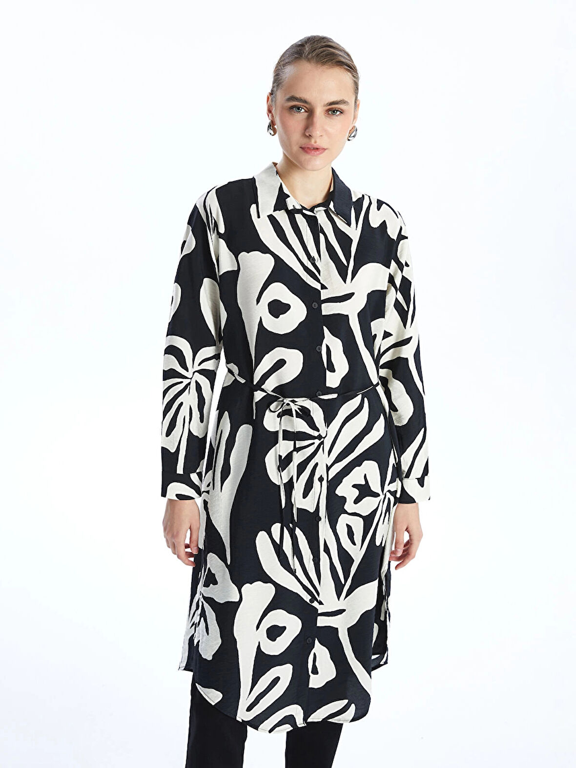 LCWAIKIKI Classic Siyah Desenli Kadın Gömlek Tunik