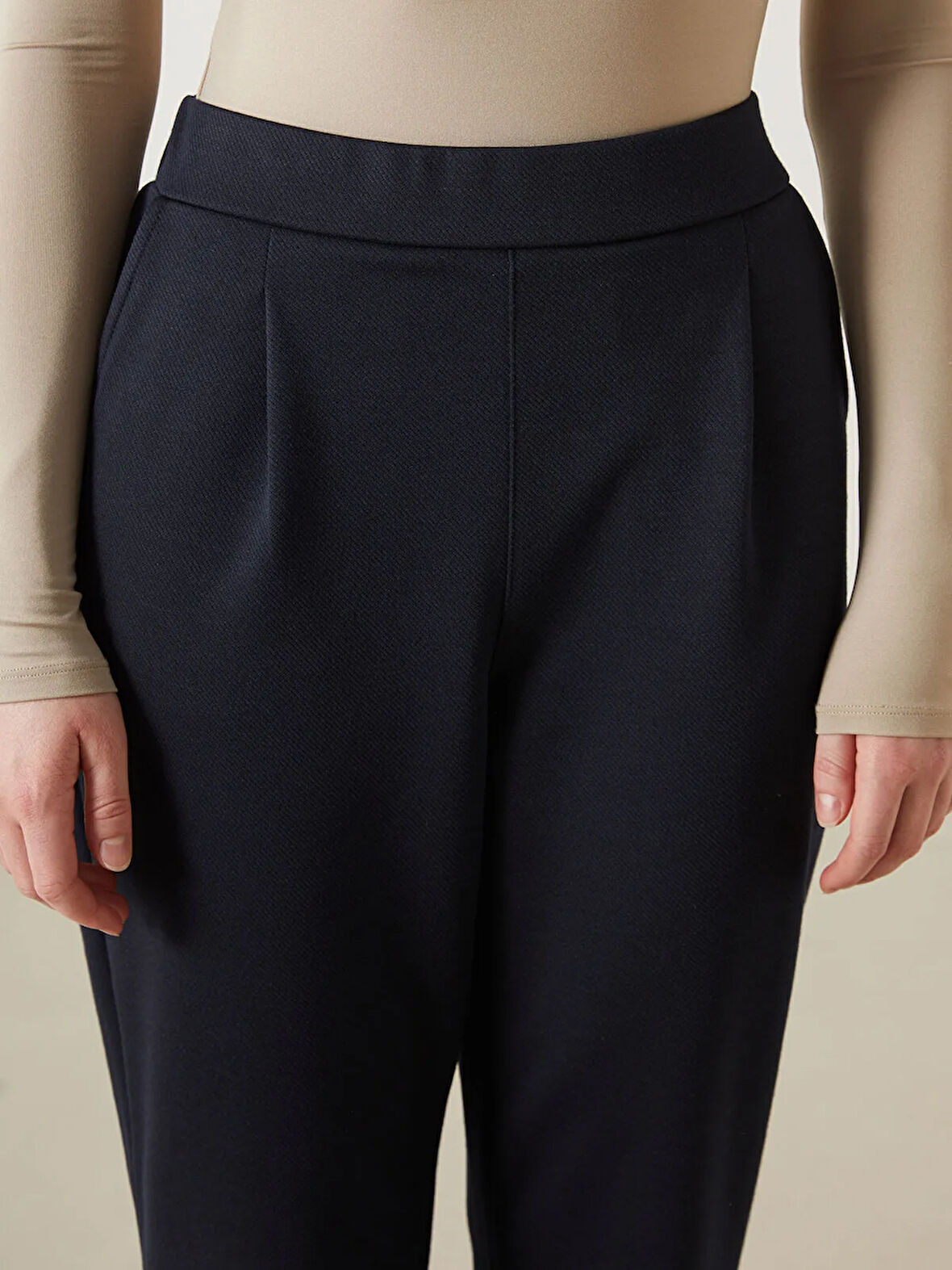 Beli Lastikli Kadın Pantolon_W4LT33Z8-R3V_8684682907868_XS
