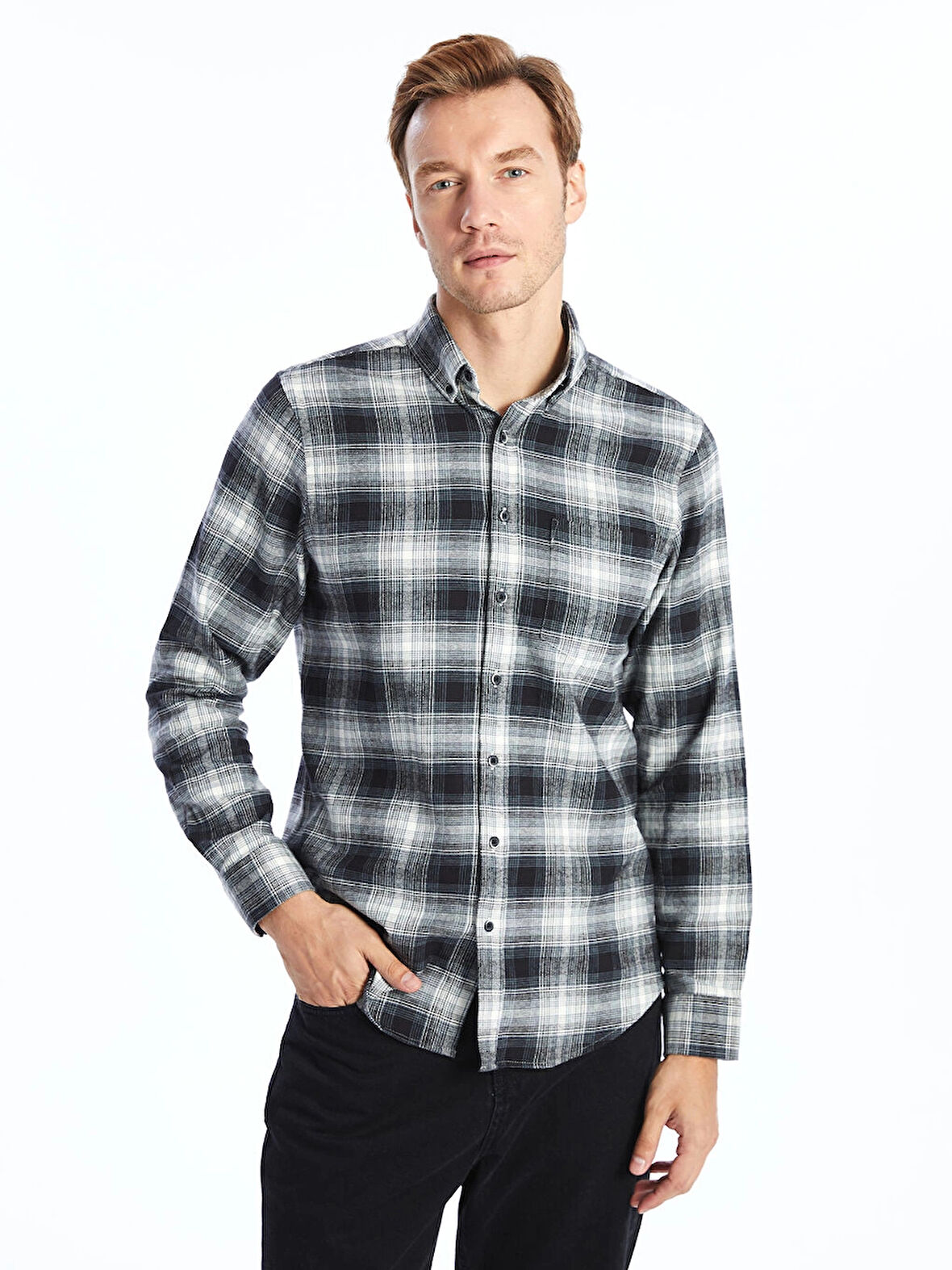 LCWAIKIKI Classic Siyah Regular Fit Uzun Kollu Ekose Poplin Erkek Gömlek