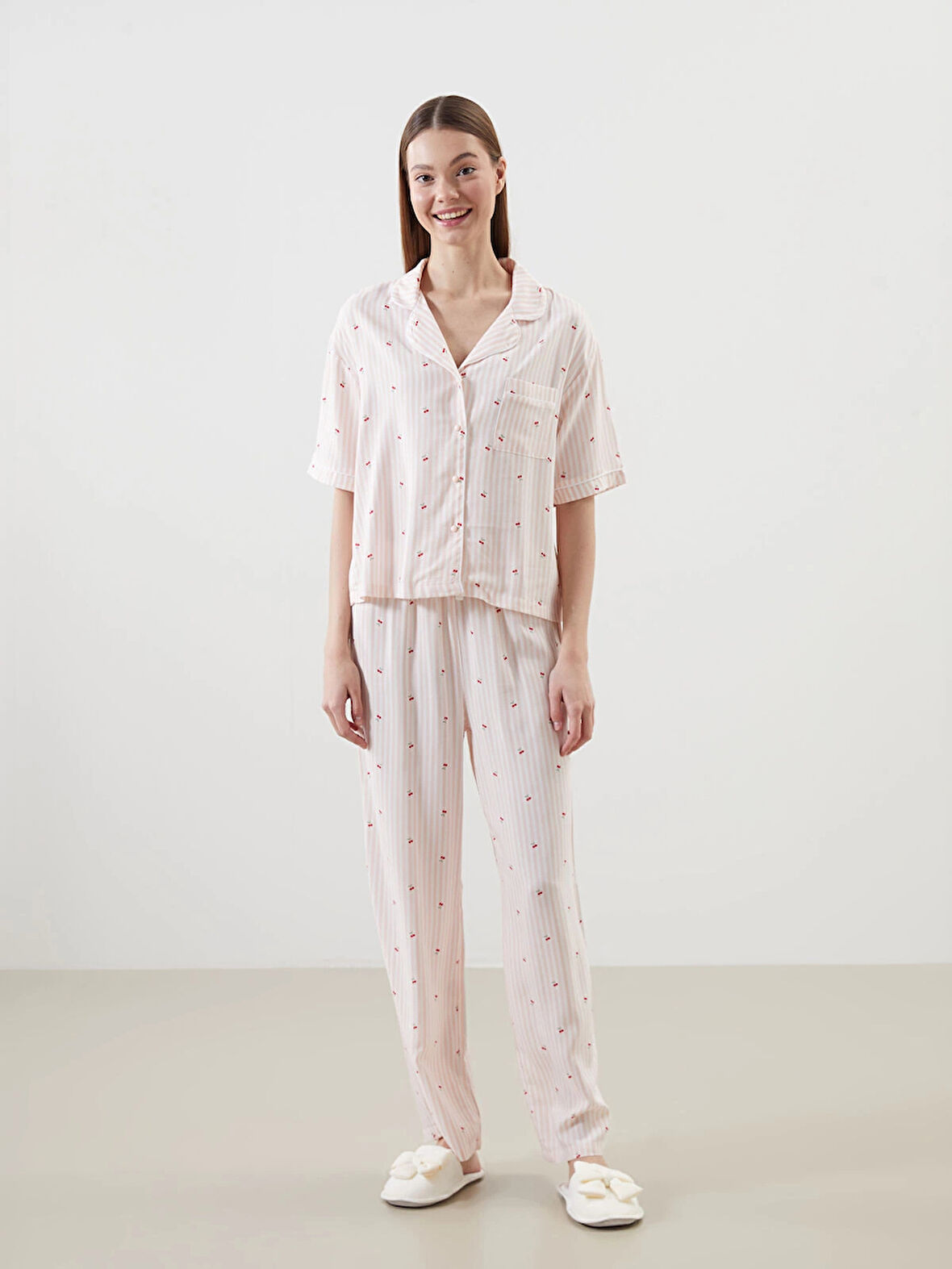 LCW DREAM Pembe Gömlek Yaka Baskılı Kadın Pijama Takımı