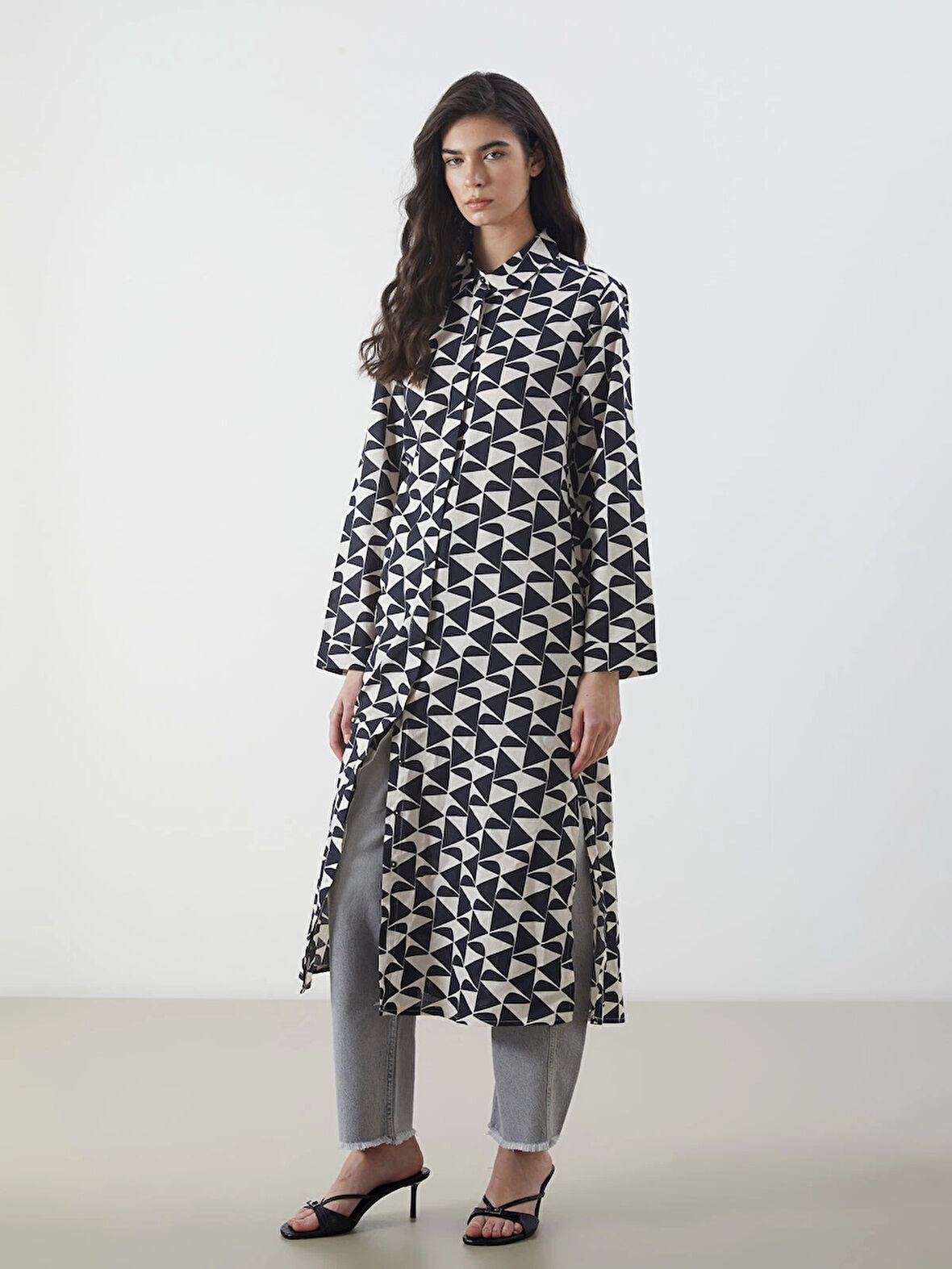 LCW Modest Siyah Desenli Kadın Gömlek Tunik