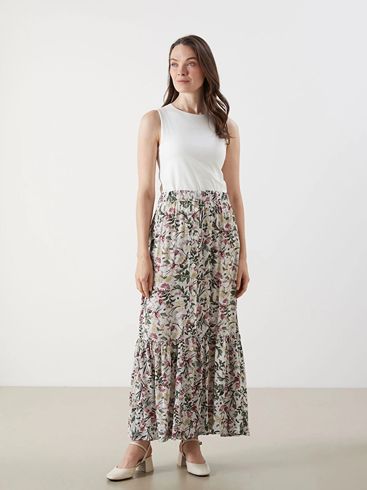 LCW Grace Bej Beli Lastikli Çiçekli A Kesim Etek