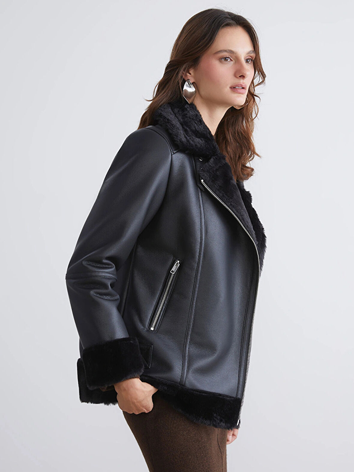 LCW Vision Siyah Biker Yaka Kadın Deri Görünümlü Mont