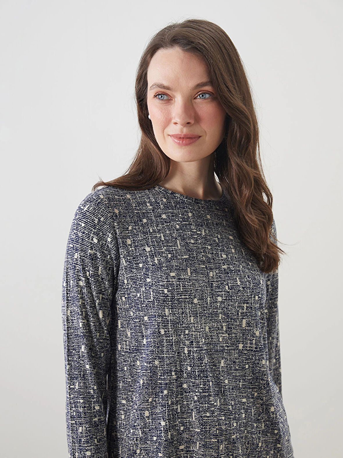 LCW Grace Lacivert Bisiklet Yaka Desenli Kadın Tişört