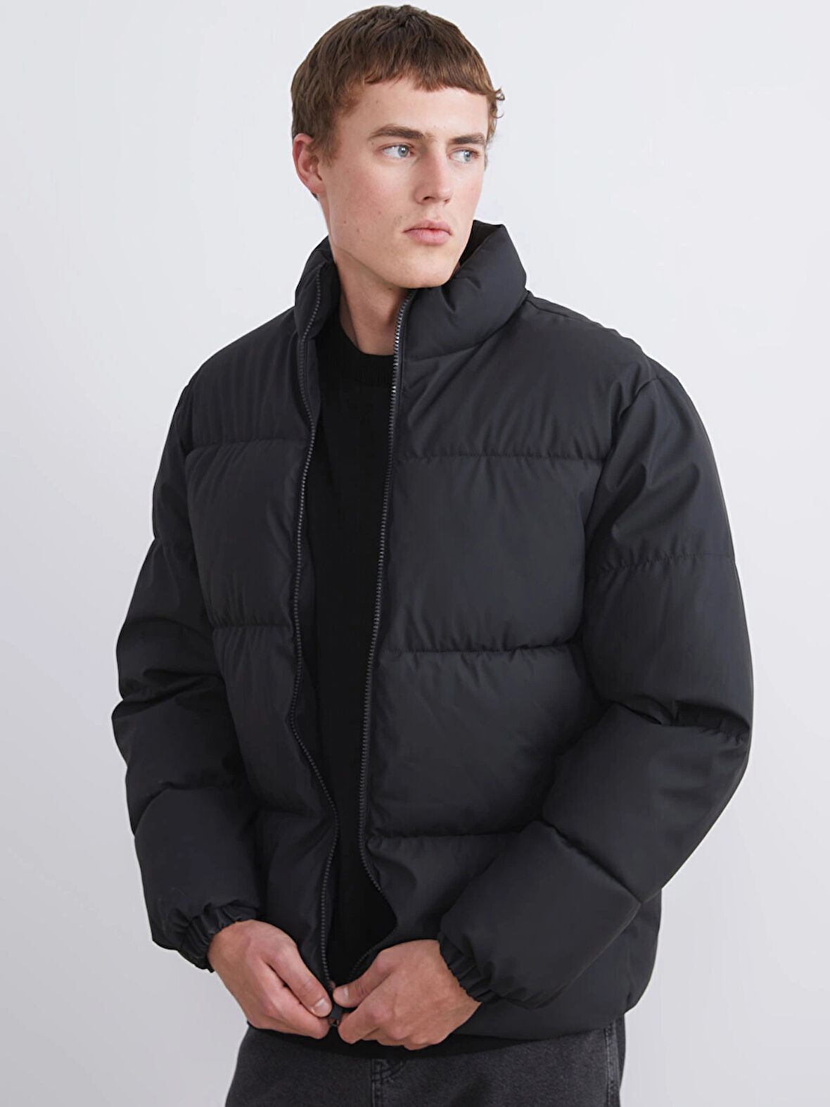 XSIDE Siyah Rahat Kalıp Dik Yaka Erkek Şişme Mont