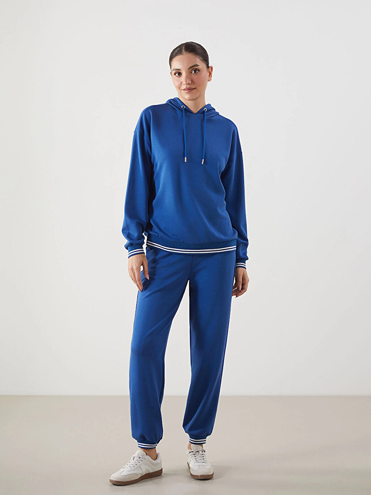 LCWAIKIKI Classic Mavi Beli Lastikli Kadın Jogger Eşofman Altı