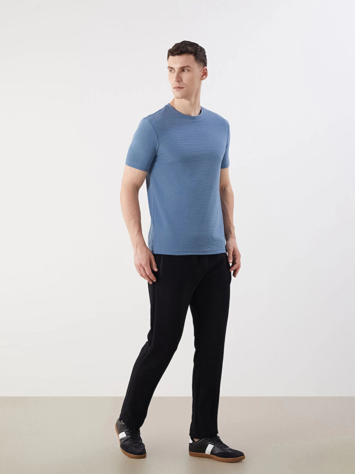 LCWAIKIKI Classic Siyah Standart Kalıp Erkek Eşofman Altı