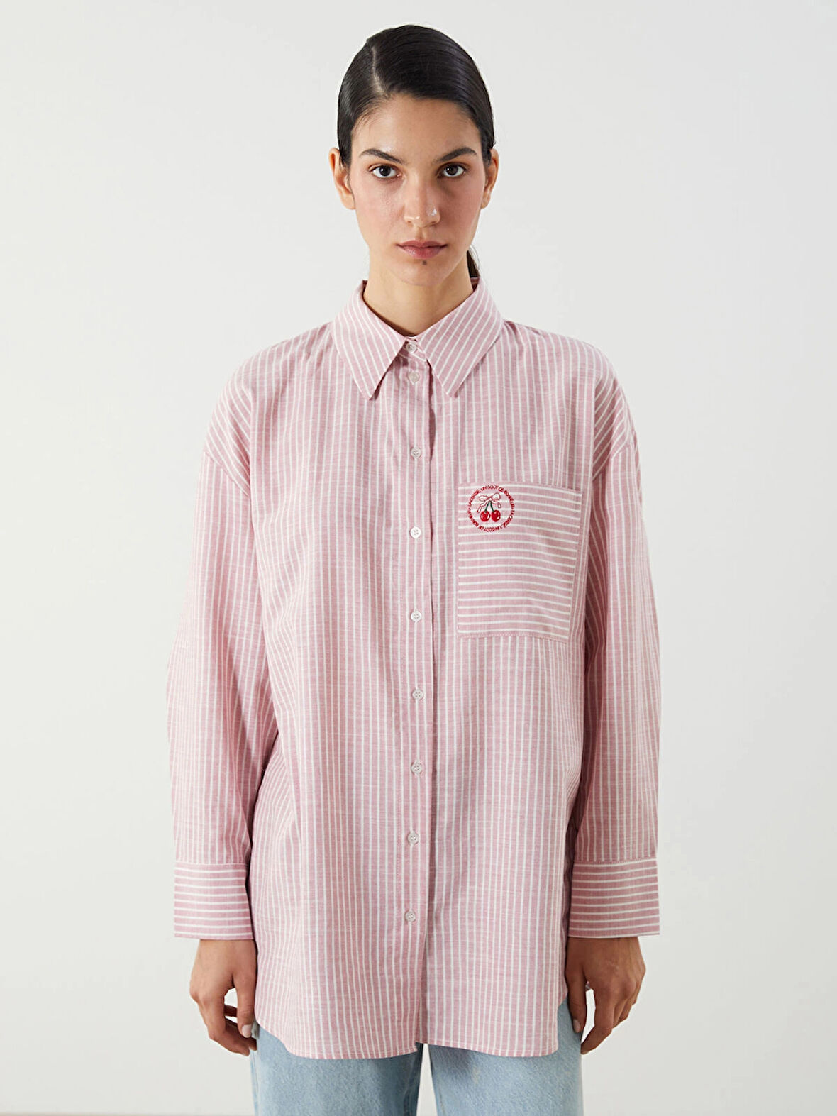 LCW Modest Pembe Kiraz Nakışlı Oversize Kadın Gömlek Tunik