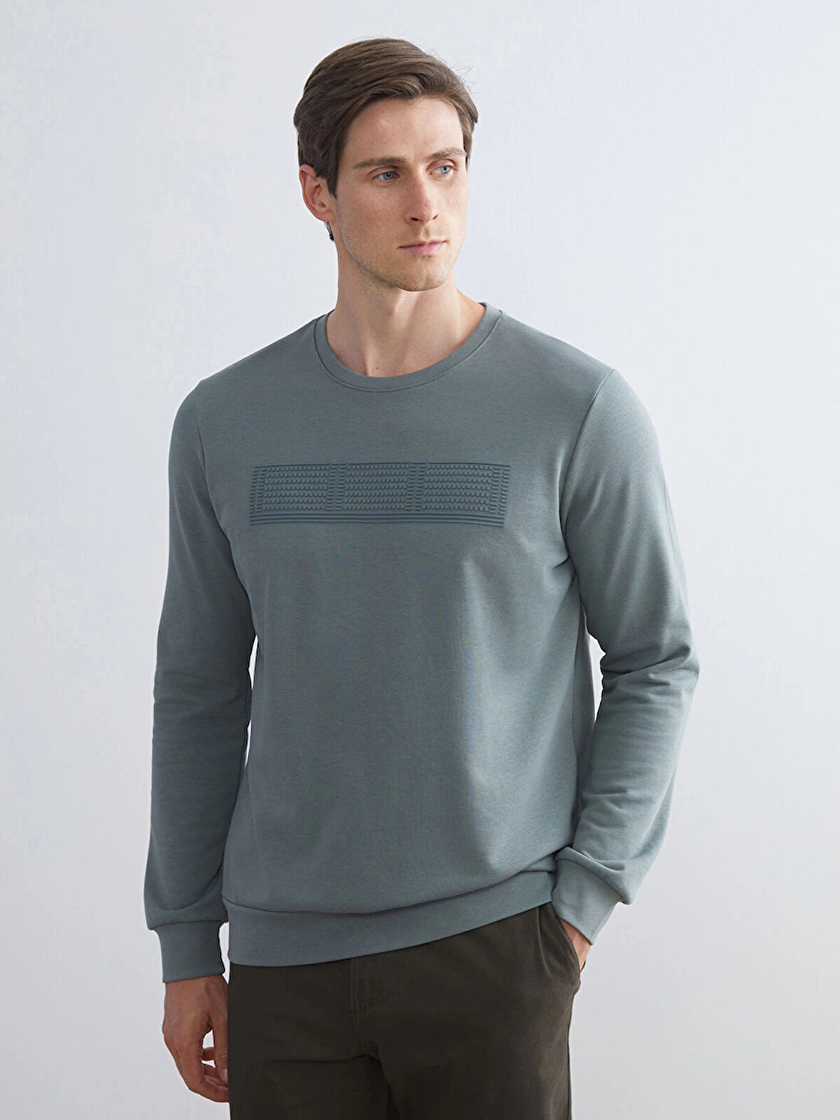 LCWAIKIKI Classic Yeşil Bisiklet Yaka Uzun Kollu Baskılı Erkek Sweatshirt