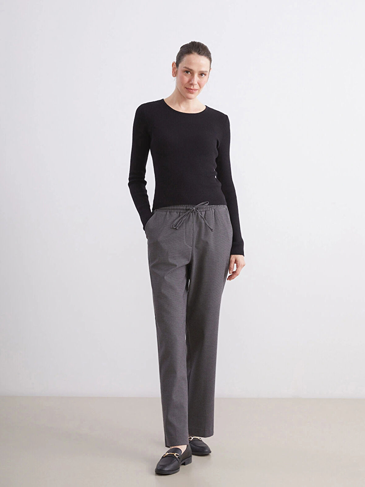 LCW Grace Antrasit Beli Lastikli Desenli Kadın Pantolon