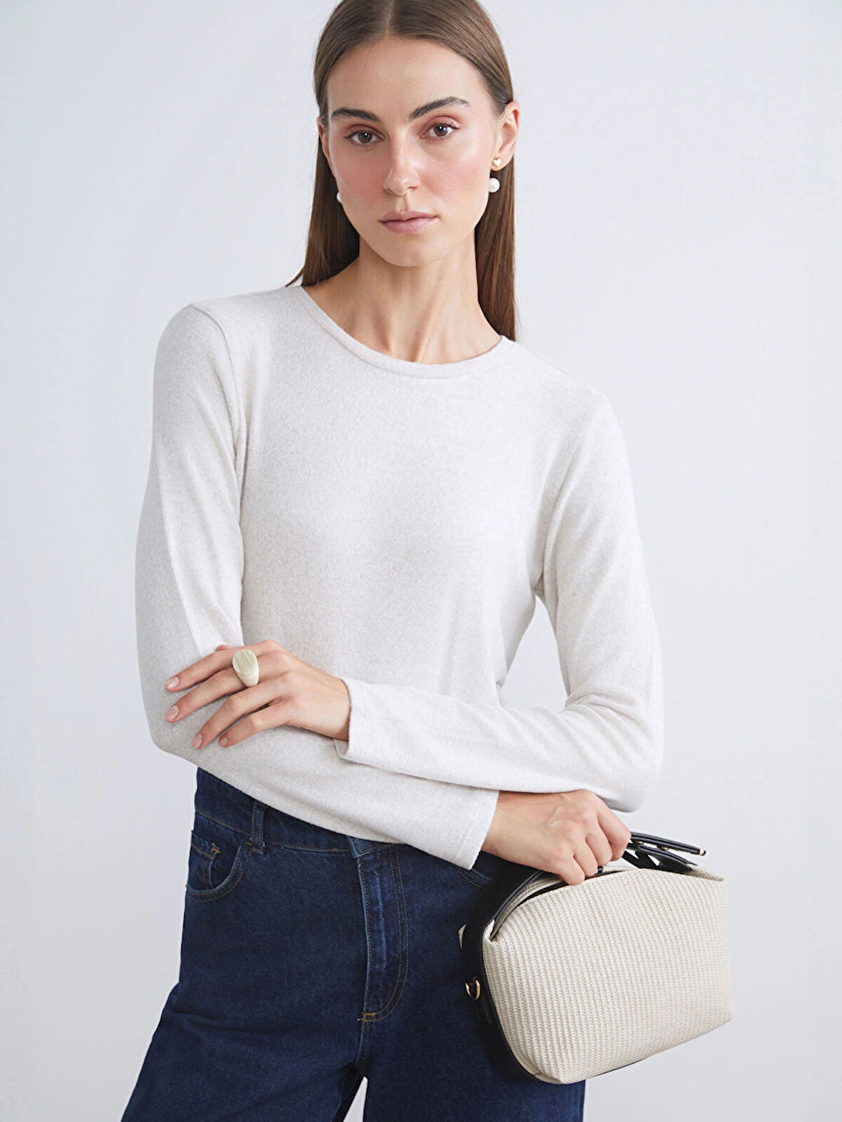 LCWAIKIKI Basic Bej Bisiklet Yaka Kadın Body