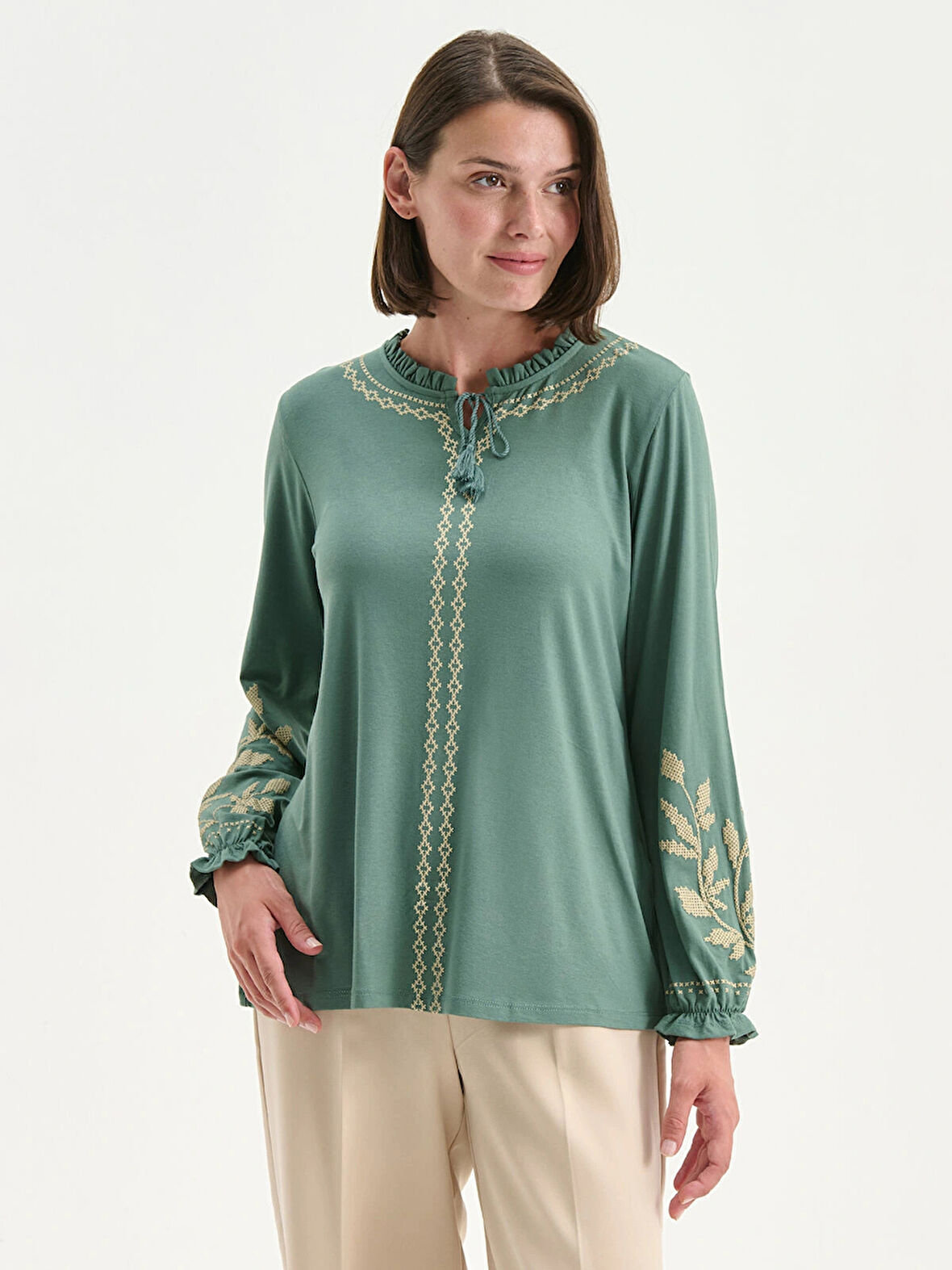 LCW Grace Yeşil Fırfırlı Bağlamalı Yaka Desenli Bluz