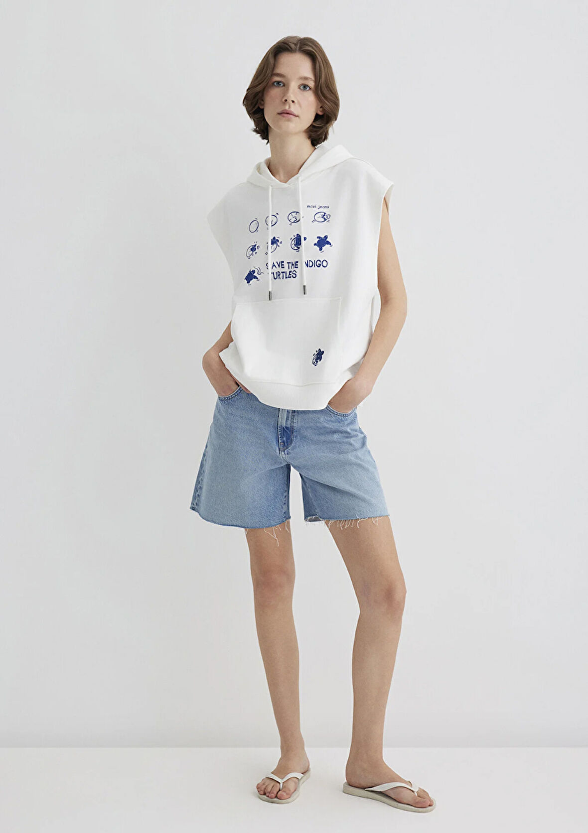 İndigo Turtles Baskılı Kapüşonlu Ekru Sweatshirt 1S10383-70057