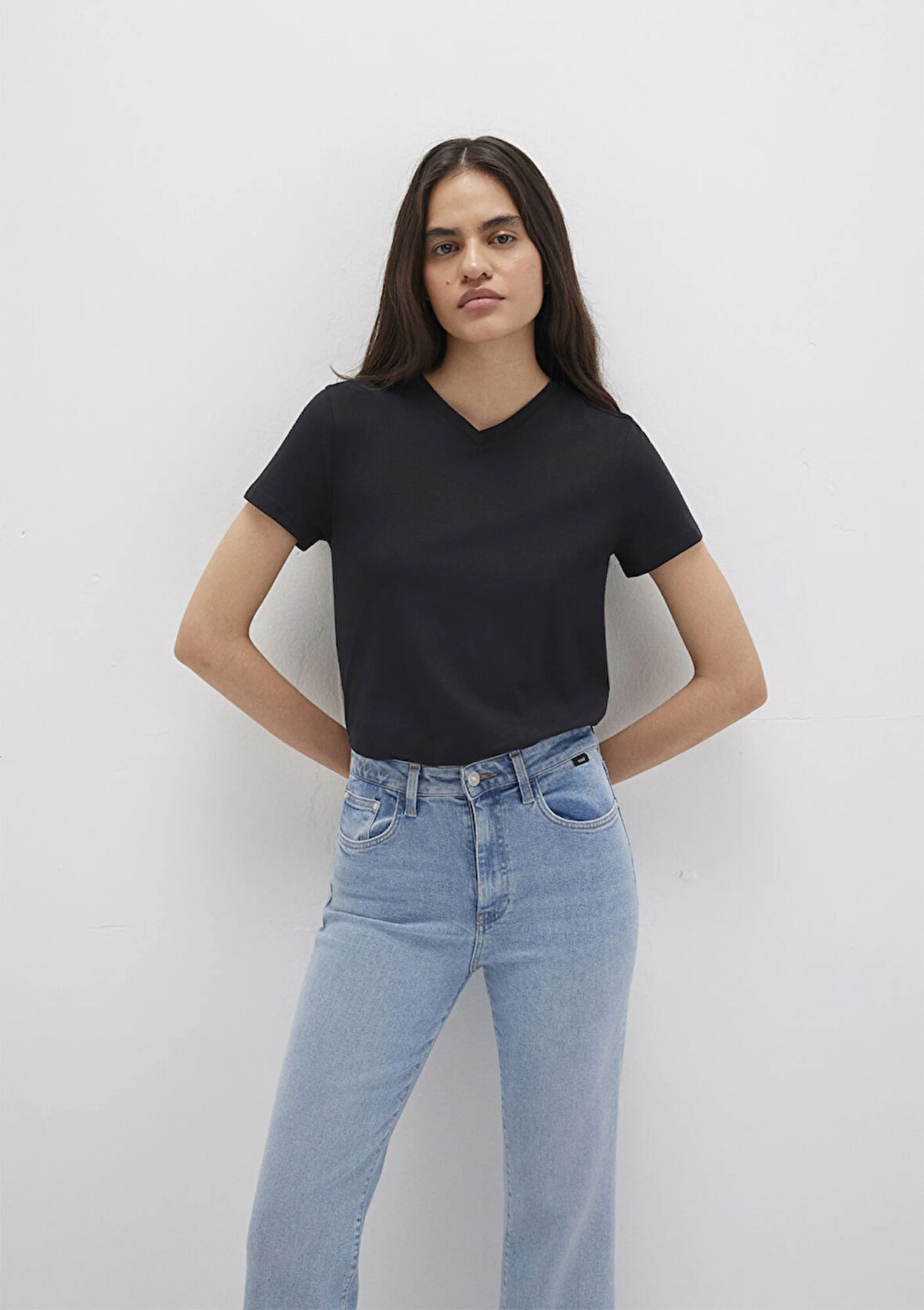 Siyah Basic Tişört 1613536-900