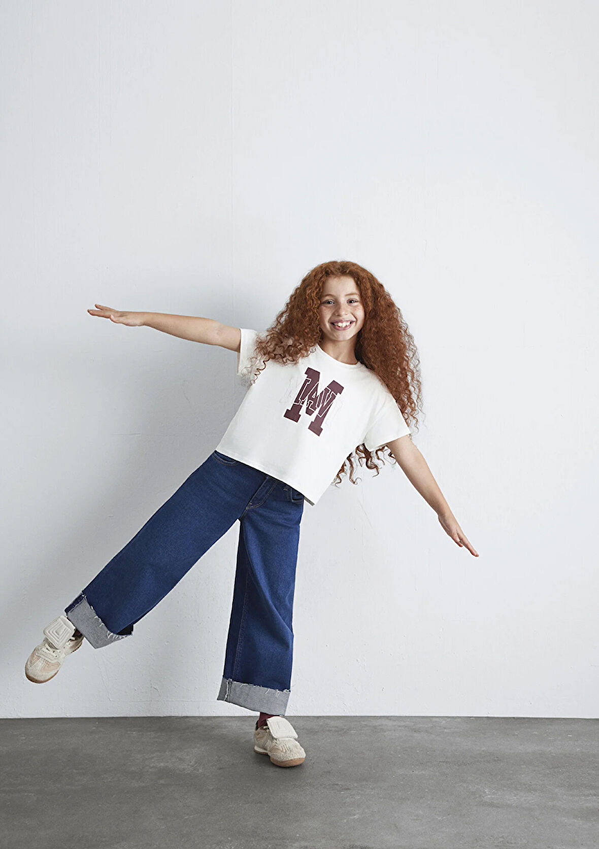 M Logo Baskılı Ekru Tişört 7610348-70057