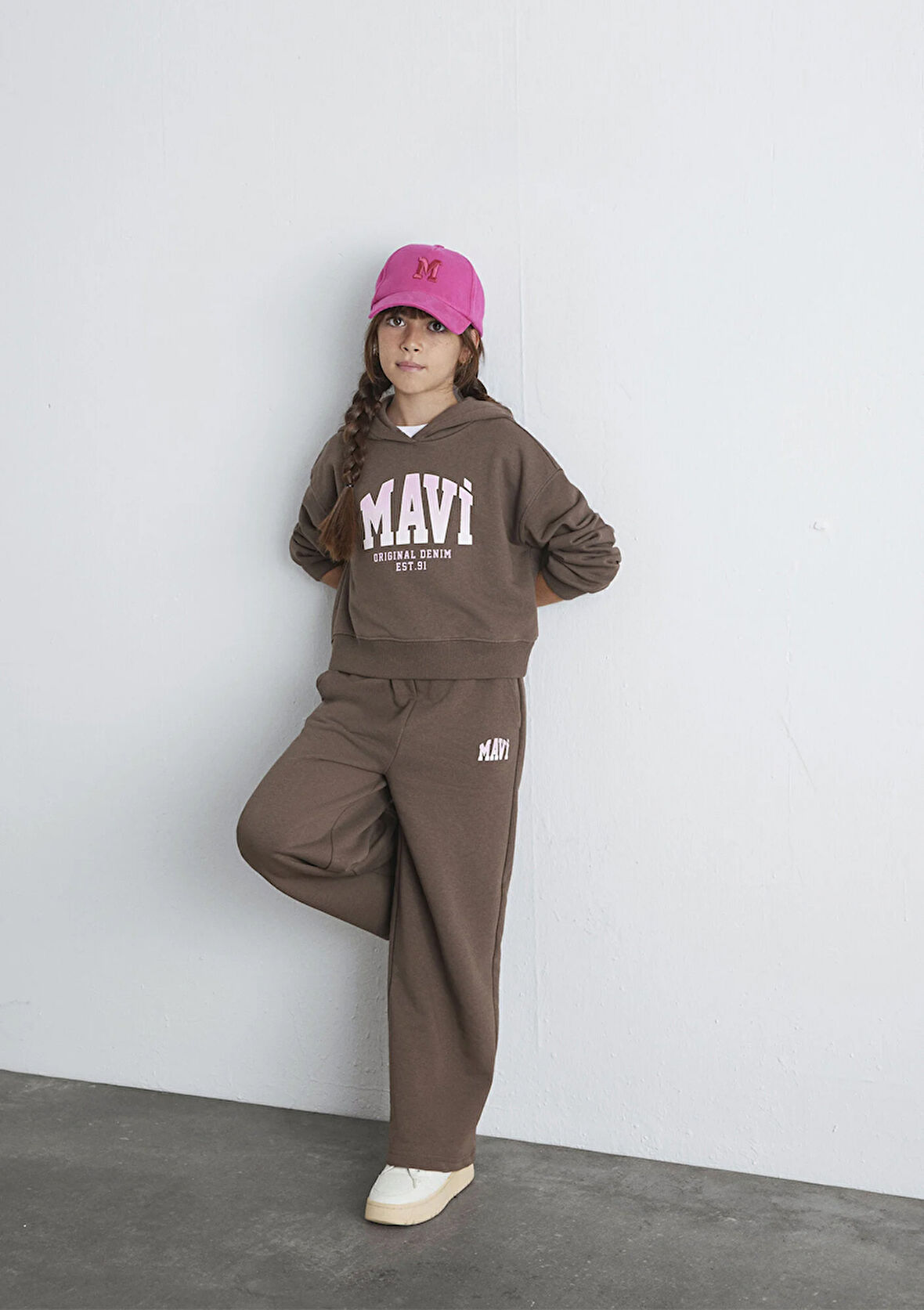 Mavi Logo Baskılı Kahverengi Eşofman Altı 7010038-87181