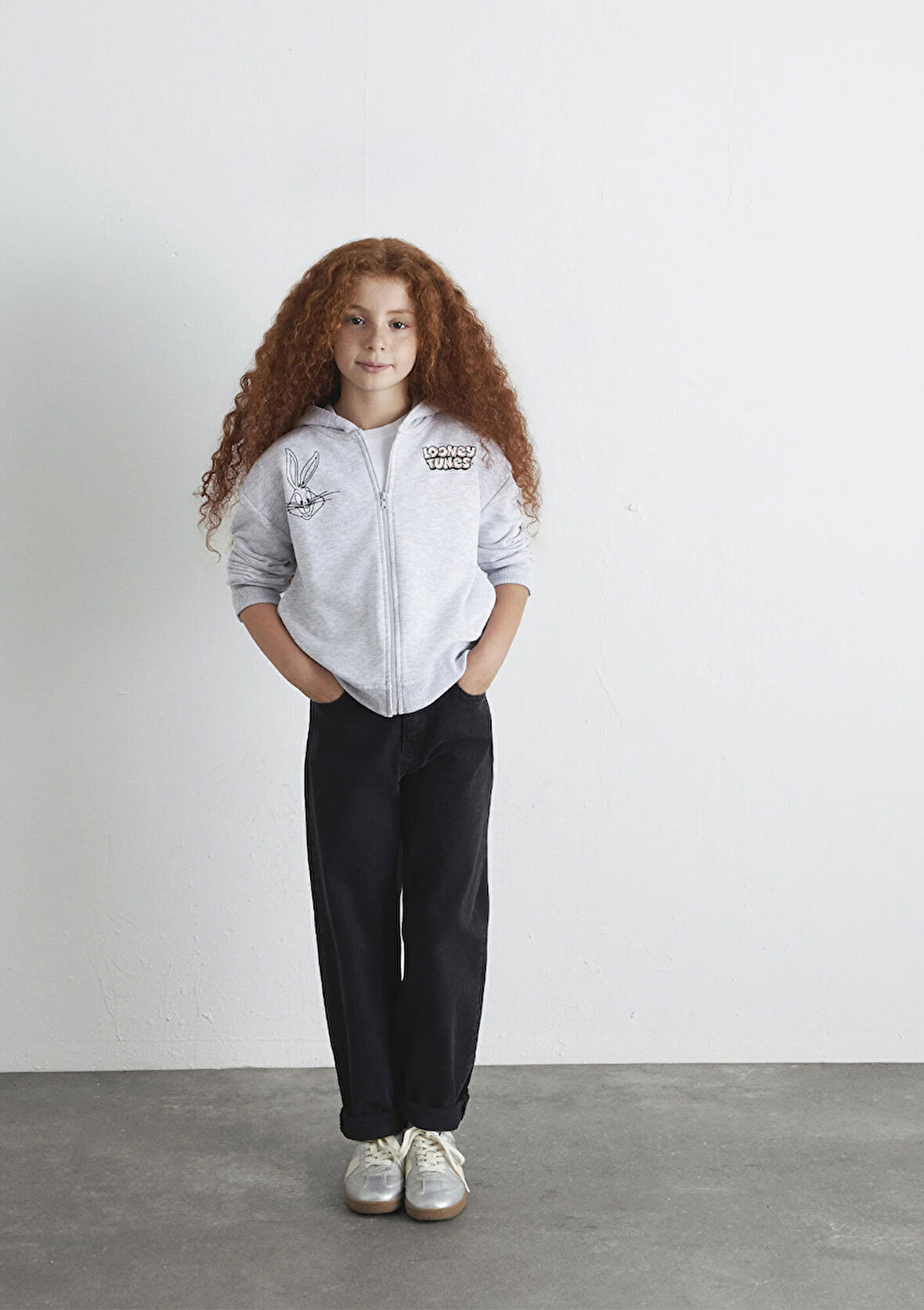Looney Tunes Baskılı Kapüşonlu Gri Sweatshirt 7S10134-88467