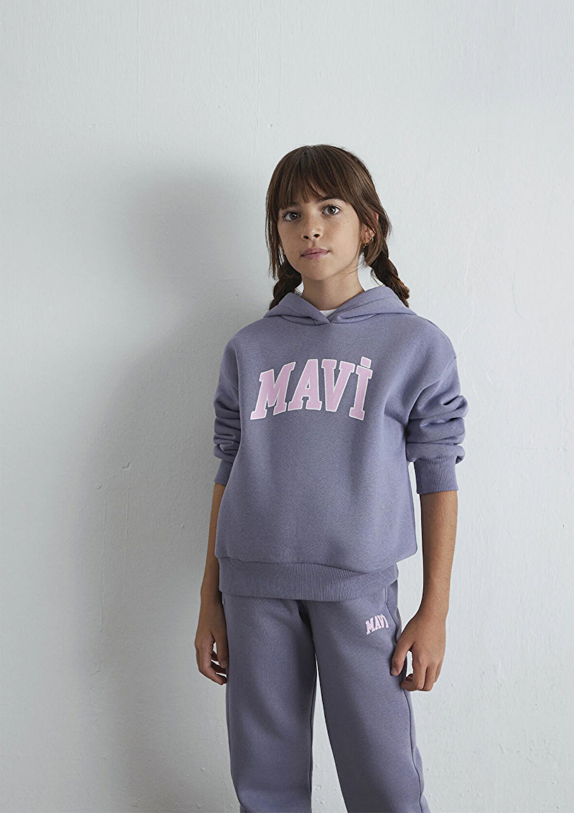 Mavi Logo Baskılı Kapüşonlu Mor Sweatshirt 7610035-88095
