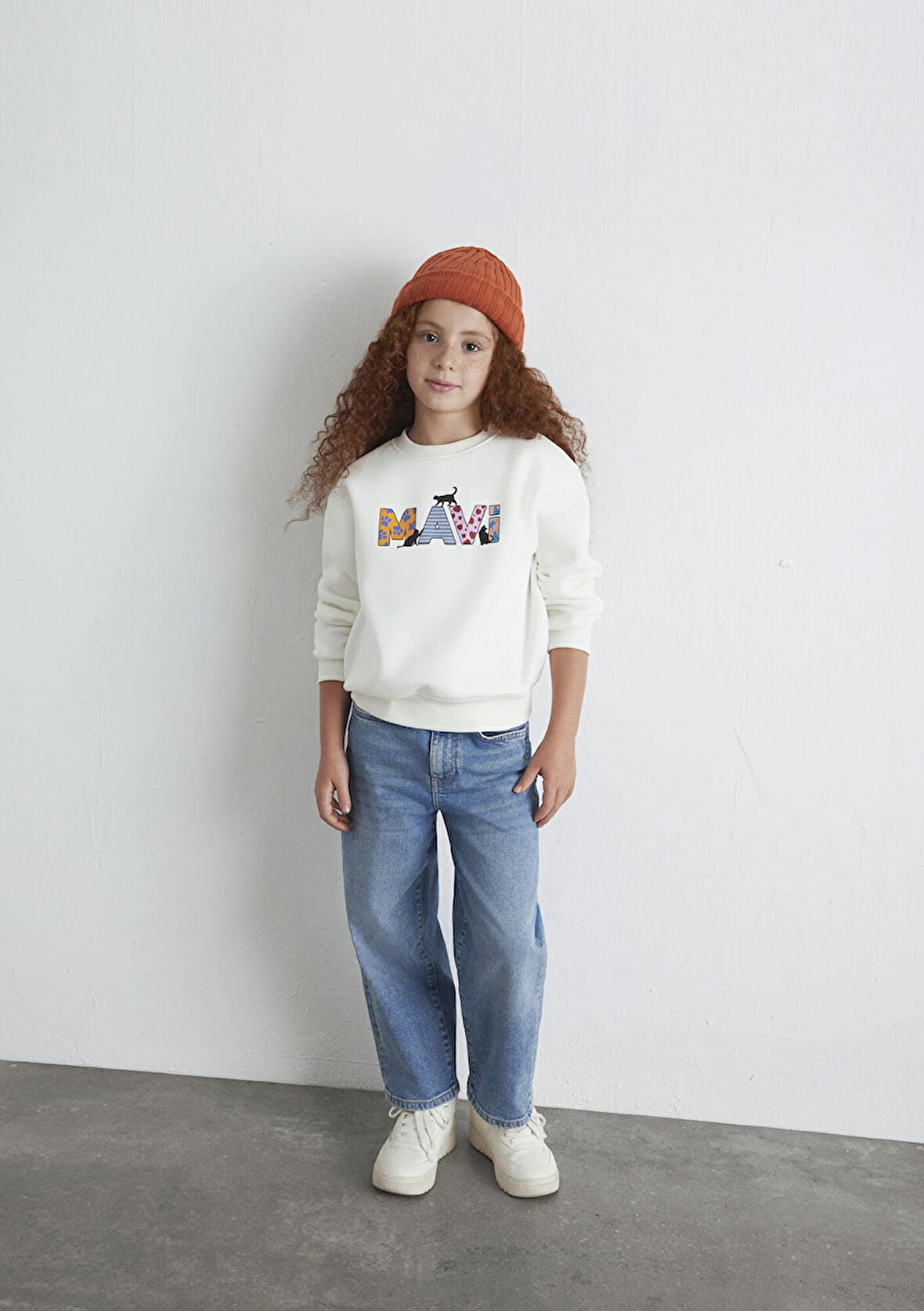 Mavi Logo Kedi Baskılı Ekru Sweatshirt 7S10169-70057