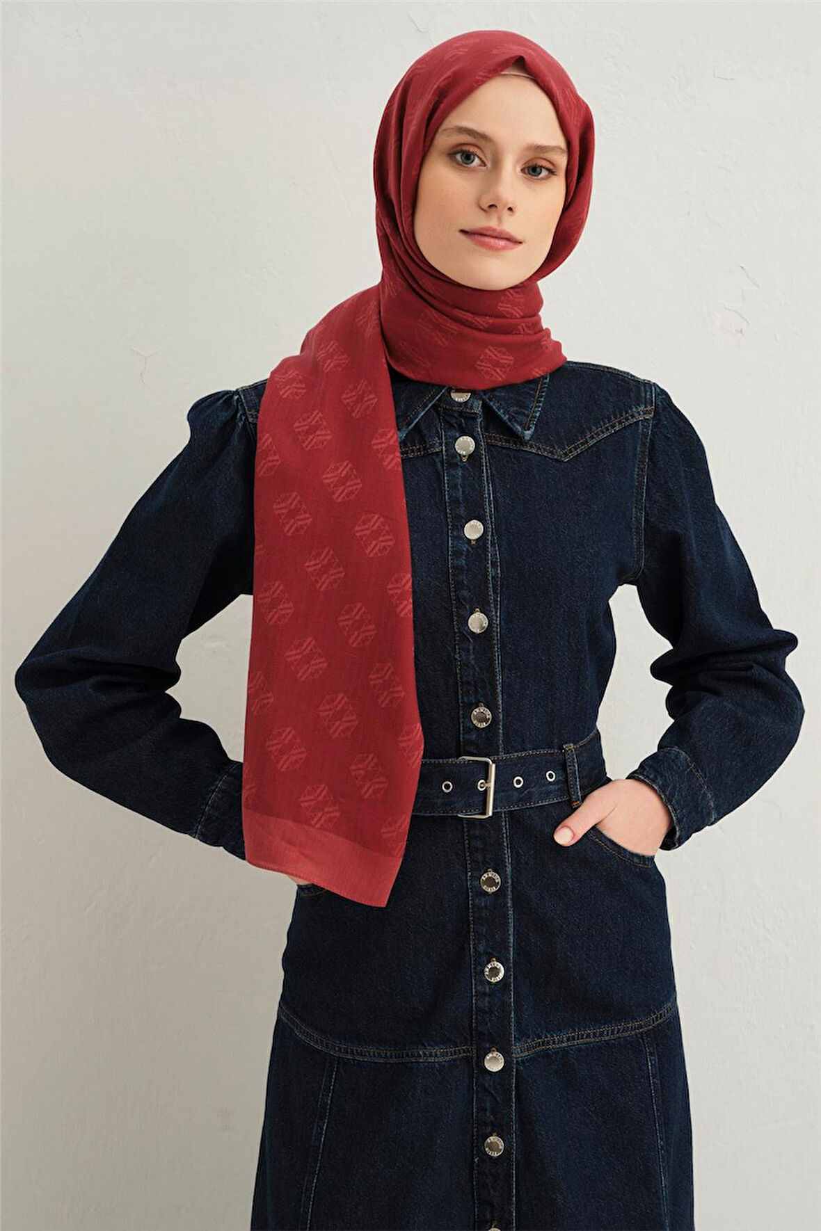 Tensel İpek Minimal Monogram Desen Şal 1