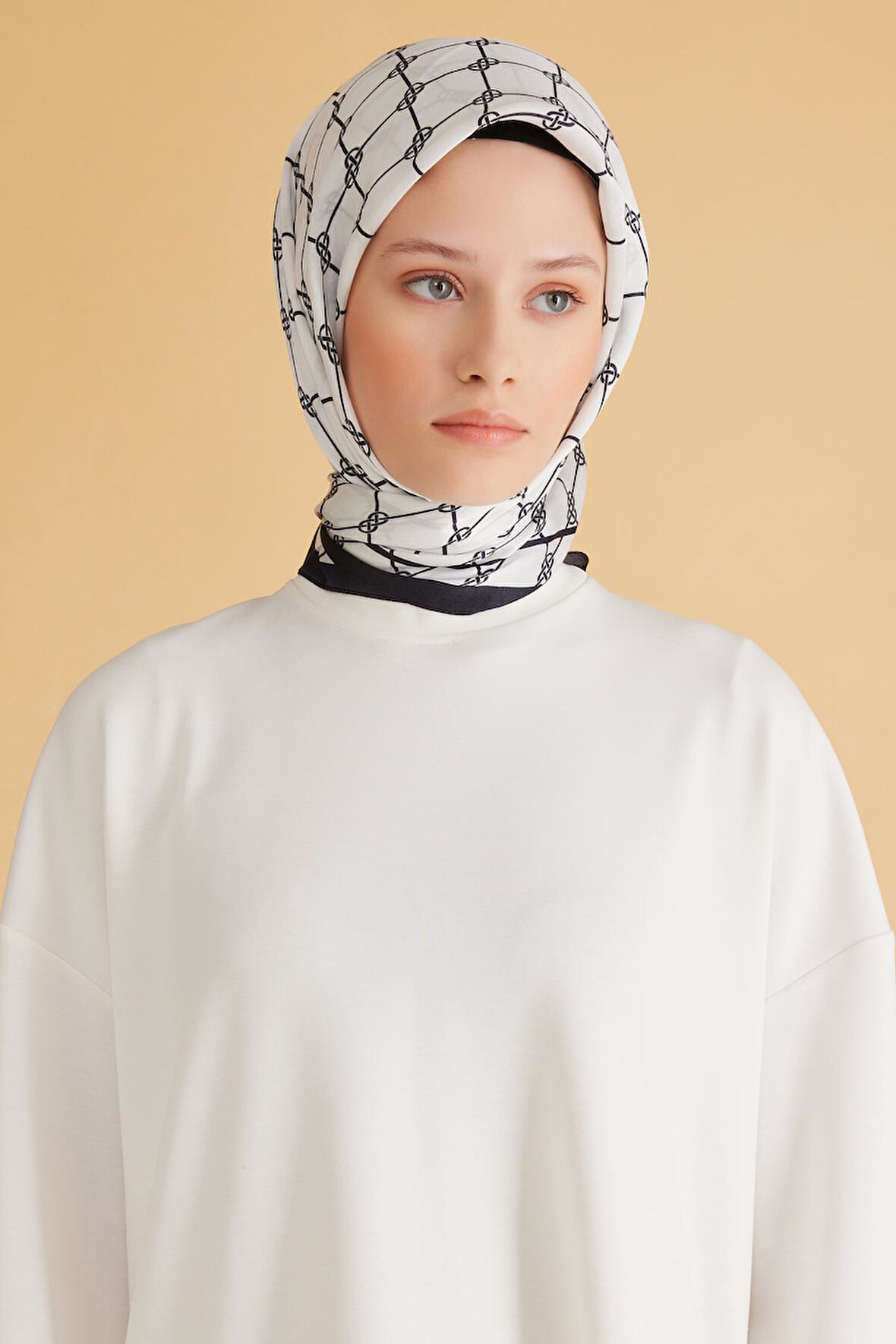 Belli Fresh Pure Eşarp 7-22 Beyaz Karışık Desen 50001