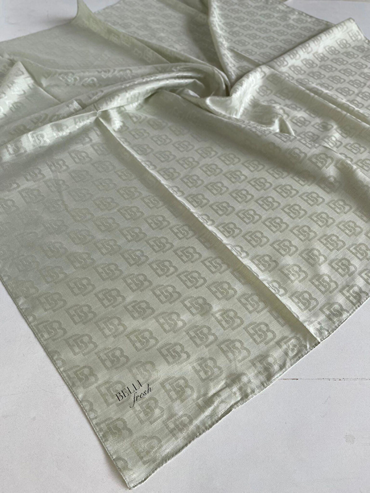 Belli Fresh Monogram Jakarlı Eşarp 1-16 Açık Yeşil Desenli