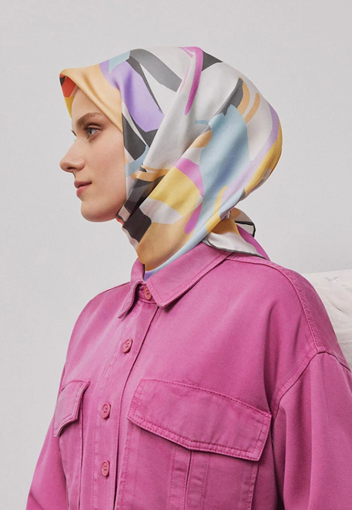 Armine Sura İpek Eşarp 9328-84 Beyaz Karışık Desen 