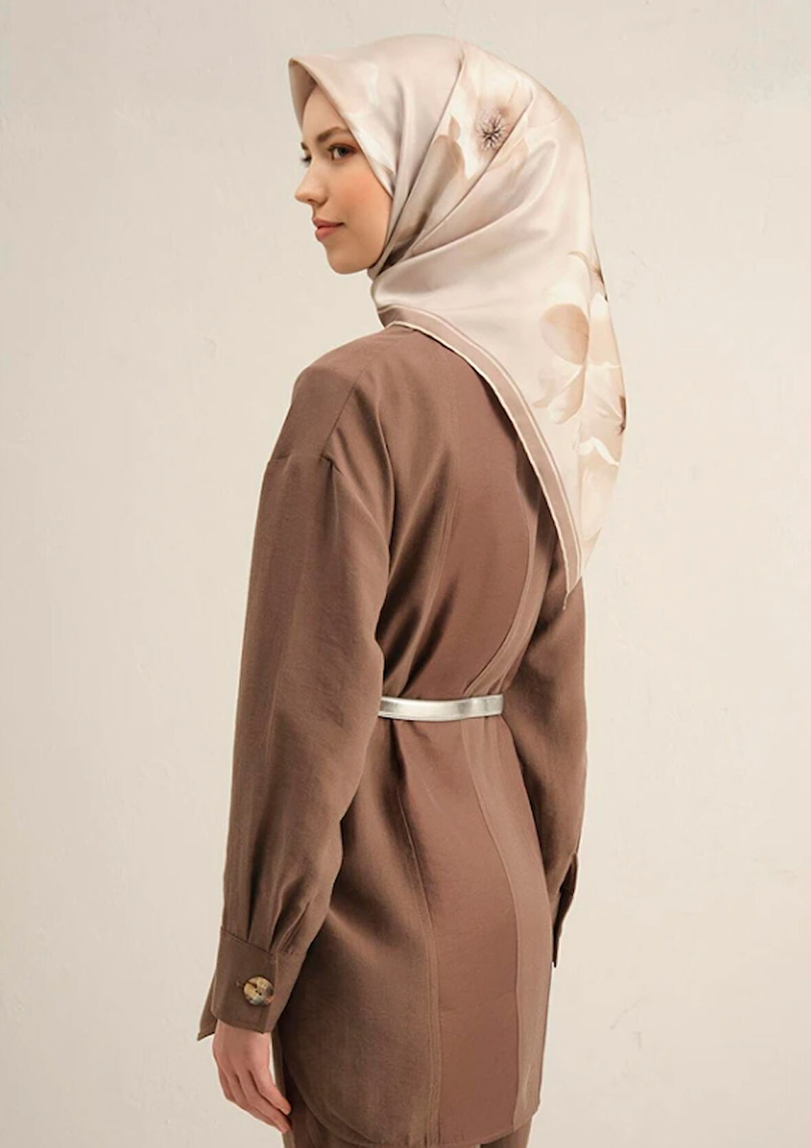 Armine Sura İpek Eşarp 9305-05 Vizon Karışık Desen 