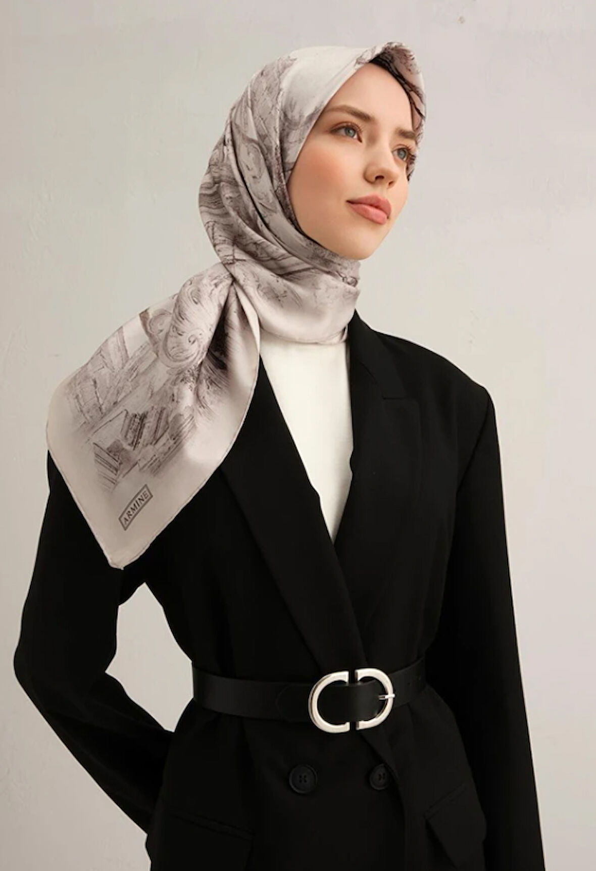 Armine Tivil İpek Eşarp 9326-84 Gri Karışık Desen 