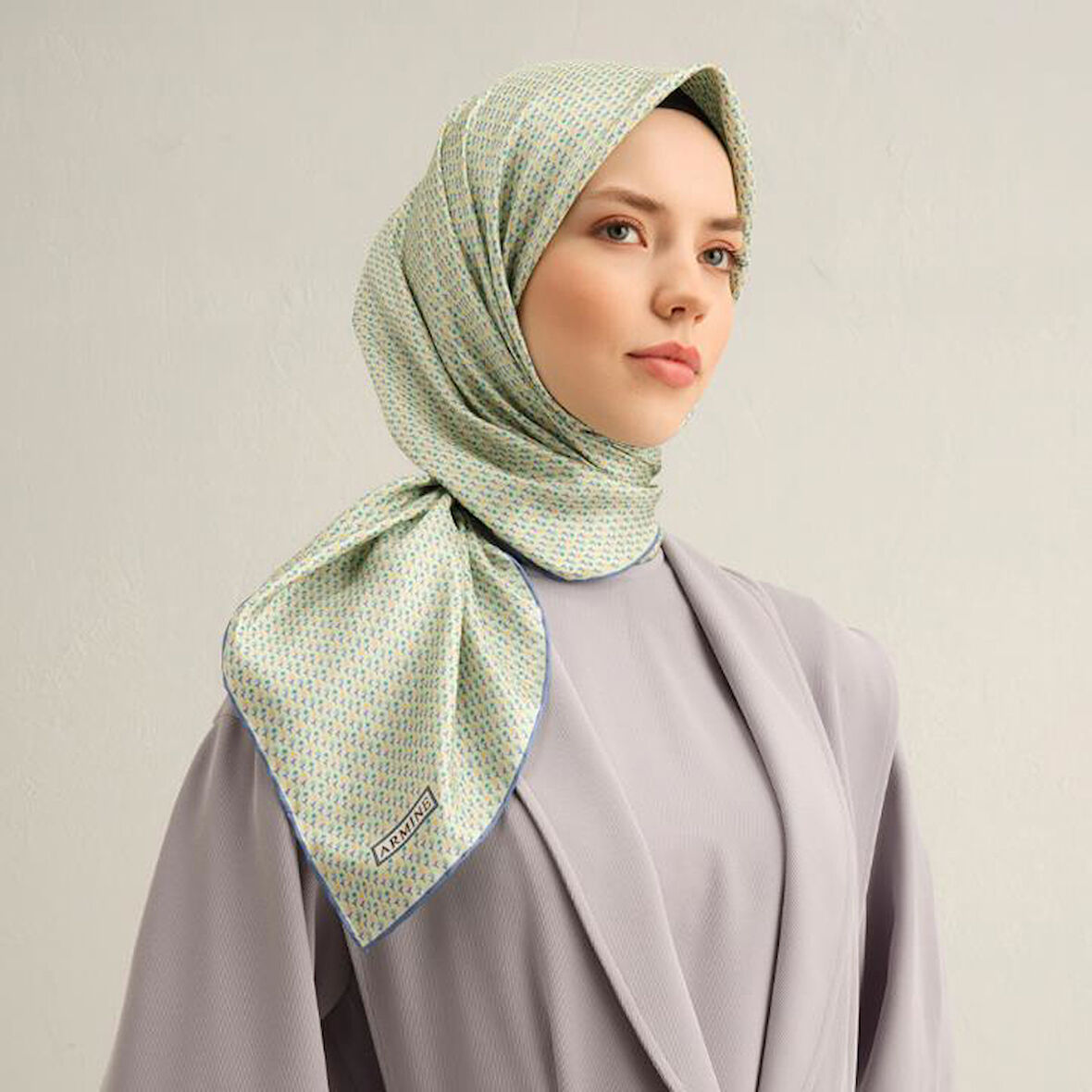 Armine E25YA9307D02 81 Dj Saf İpek Eşarp 9307D (T)