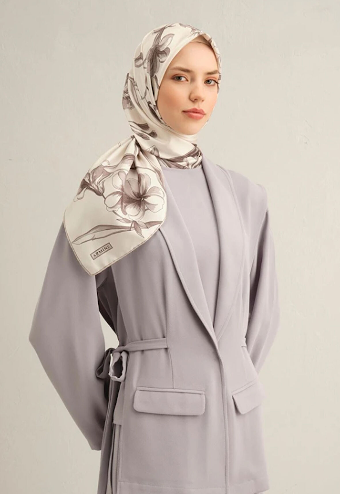 Armine Tivil İpek Eşarp 9324-80 Beyaz Karışık Desen 