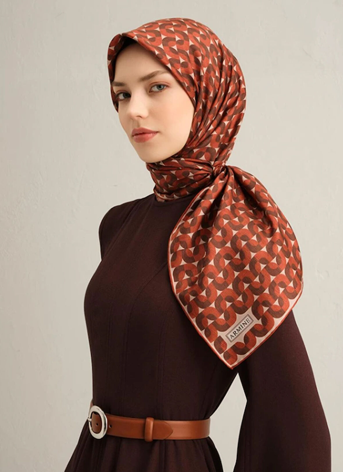 Armine Tivil İpek Eşarp 9321-84 Kırmızı Karışık Desen 