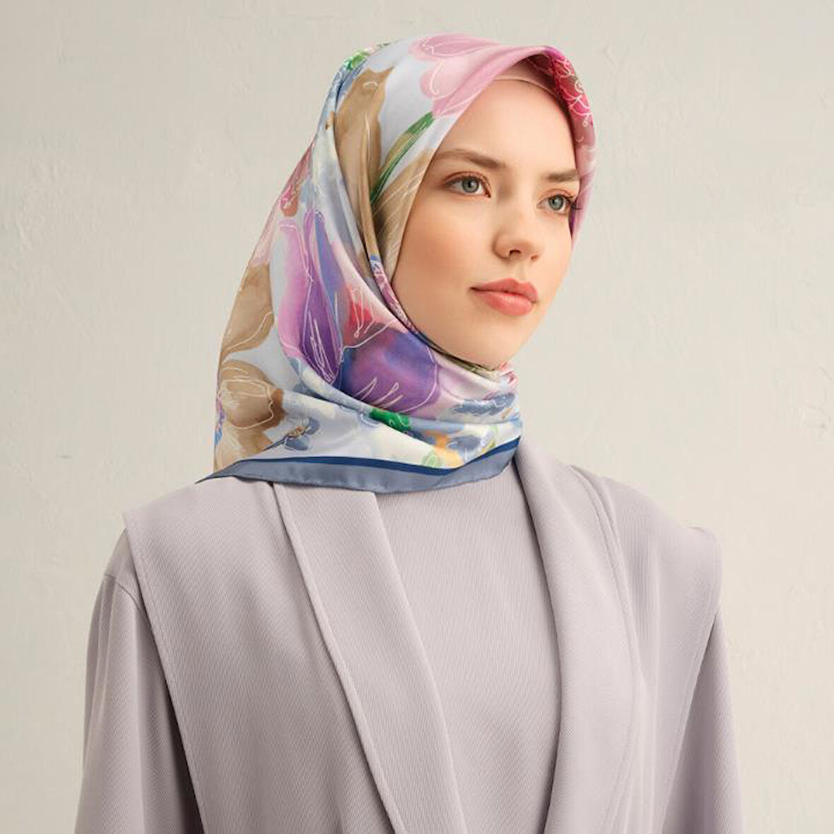 Armine E25YA9318D02 31 Dj Saf İpek Eşarp 9318D (T)