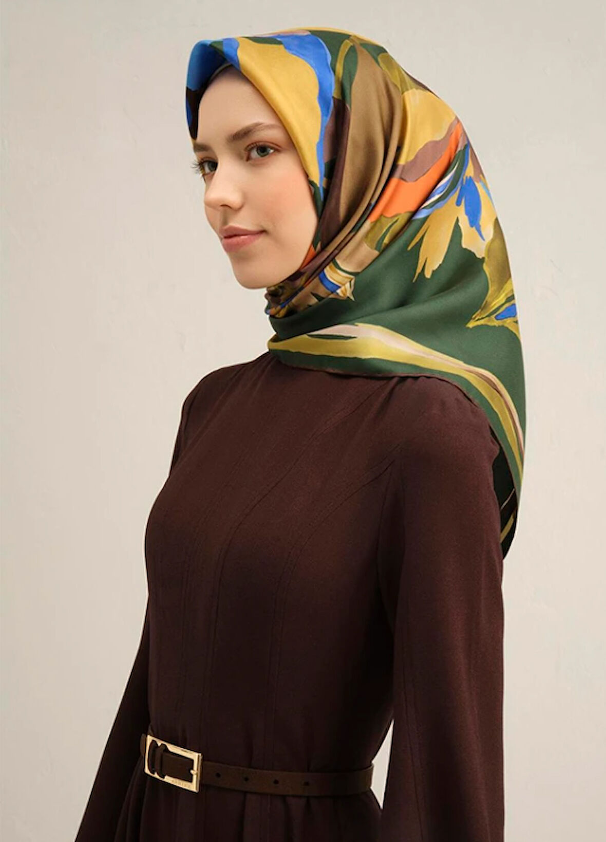 Armine Sura İpek Eşarp 9340-54 Yeşil Karışık Desen 