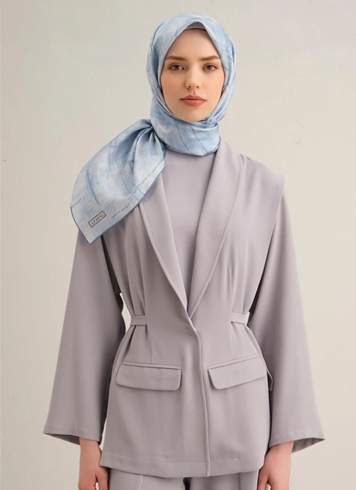 Armine Tivil İpek Eşarp 9339-07 Mavi Karışık Desen 