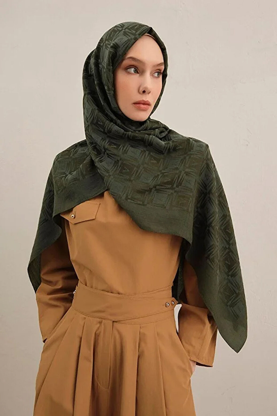 Lyocell Naia Kare Monogram Şal 6