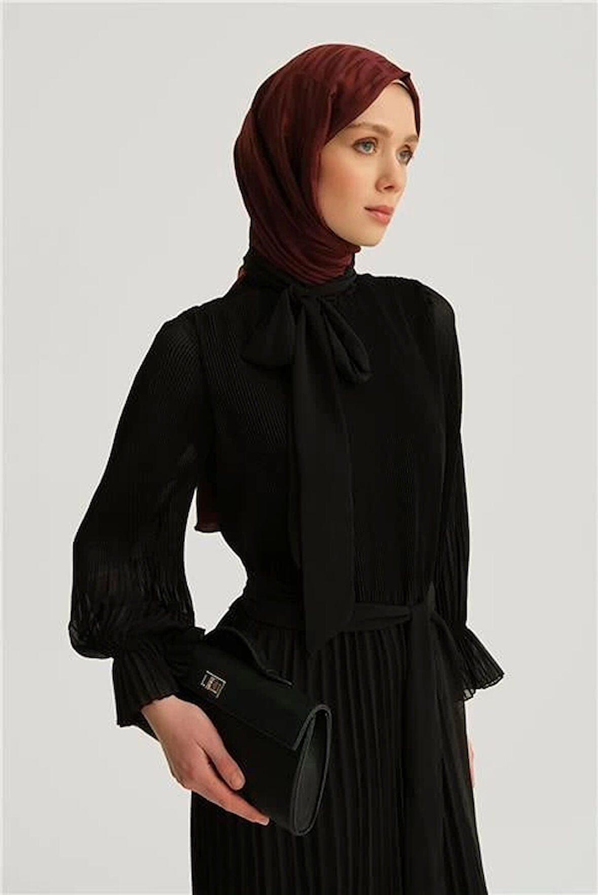 Armine Piliseli Elbise 25YD4235 Siyah