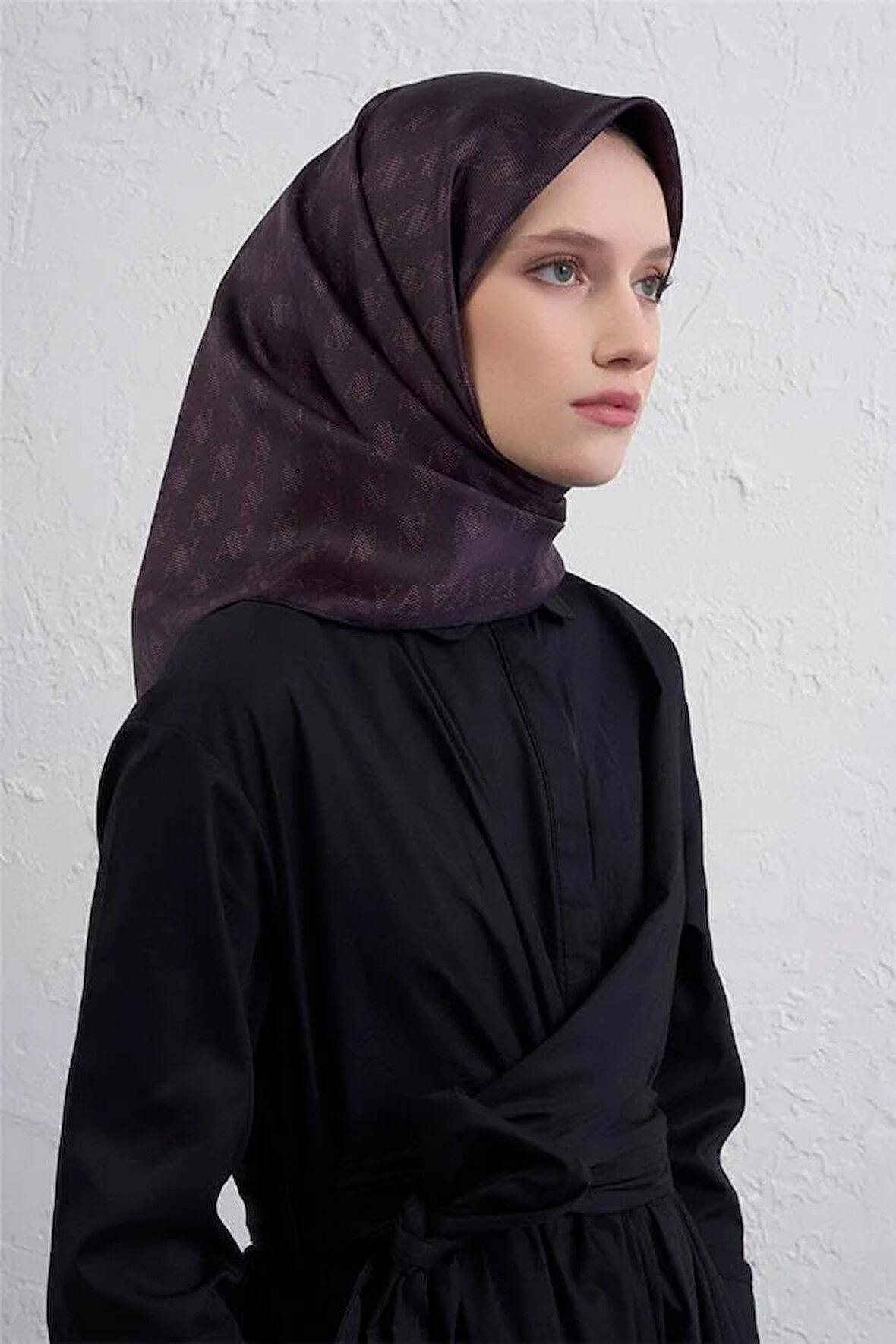 Armine Sura Saf İpek Eşarp 9412 - 34 Mürdüm Karışık Desen