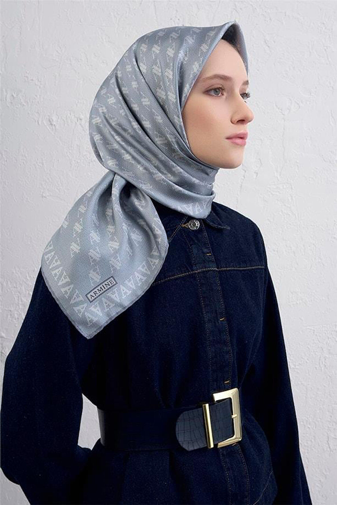 Armine Sura Saf İpek Eşarp 9412 - 80 Mavi Karışık Desen