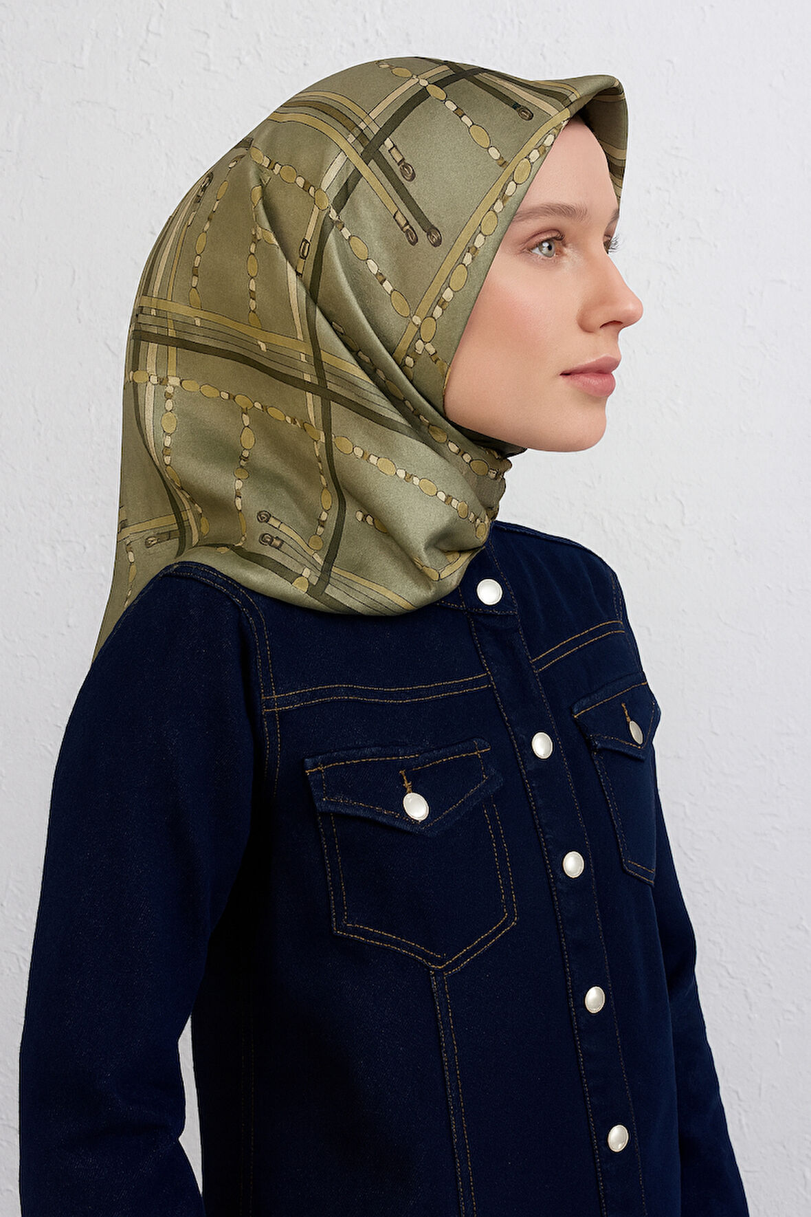 Armine Tivil Saf İpek Eşarp 9407 - 32 Yeşil Karışık Desen