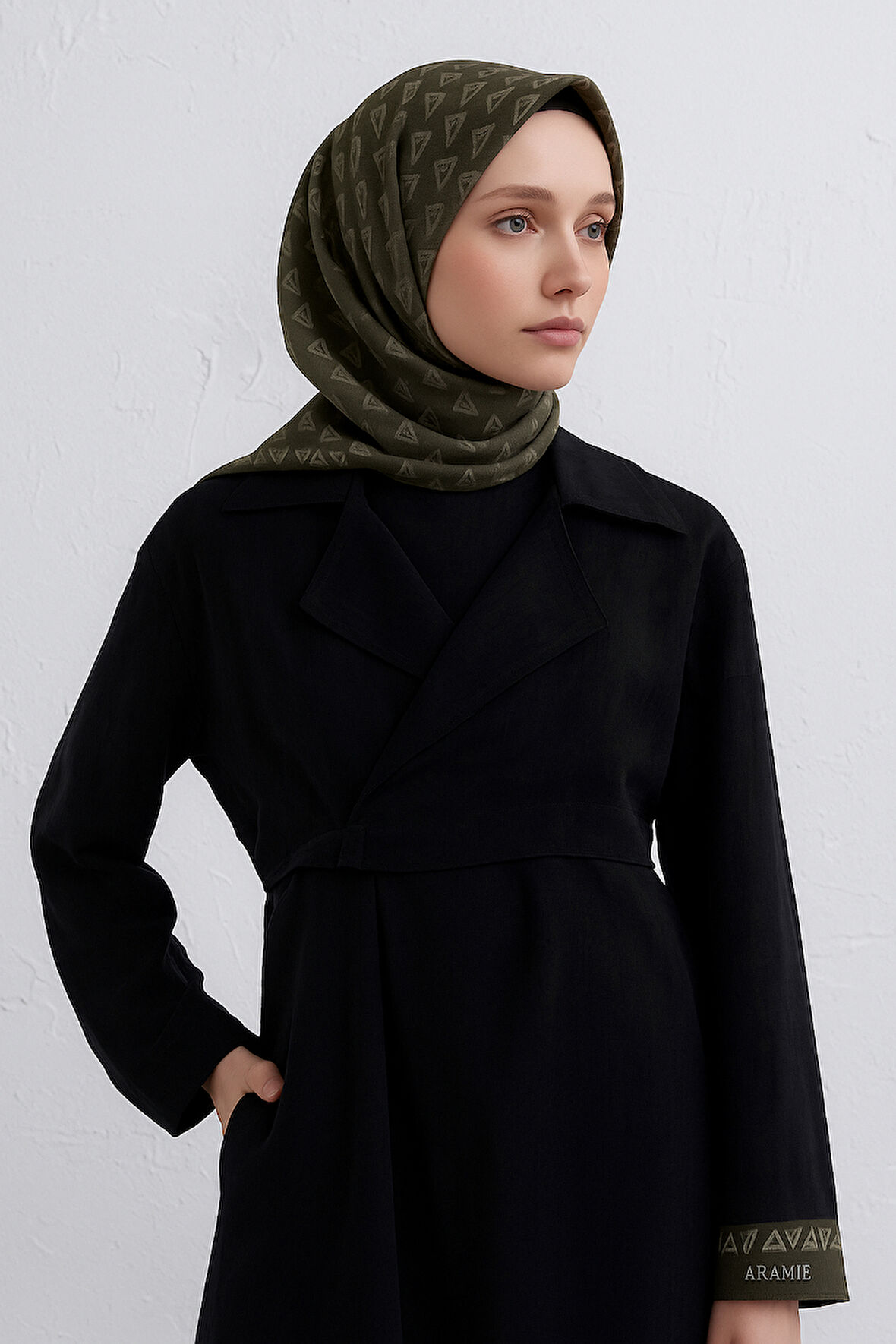 Armine Tivil Saf İpek Eşarp 9412 - 83 Yeşil Karışık Desen