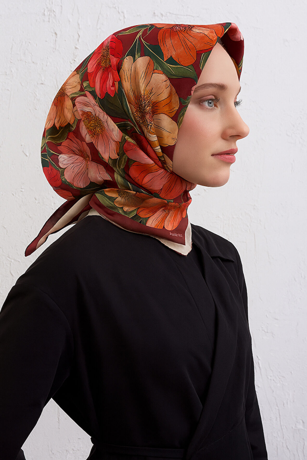 Armine Sura Saf İpek Eşarp 9403 - 01 Kırmızı Karışık Desen