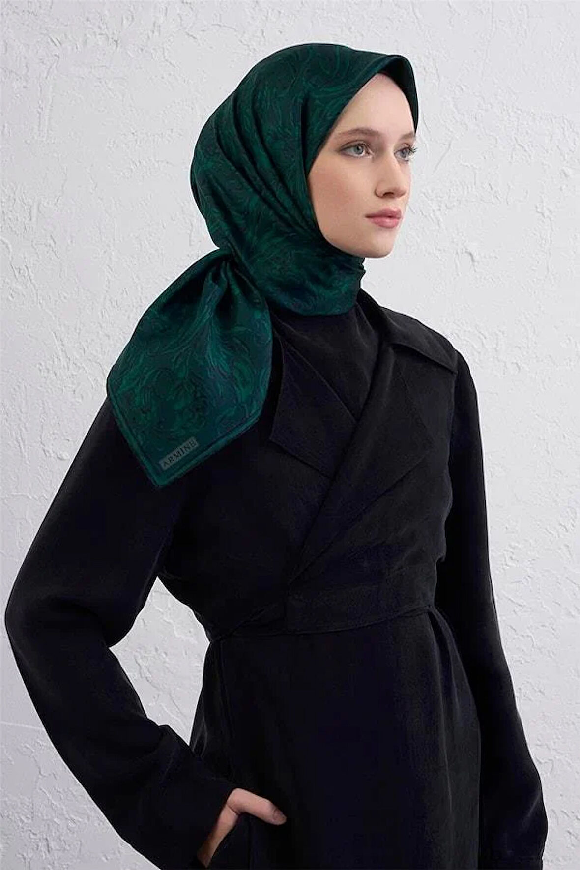 Armine Sura Saf İpek Eşarp 9431 - 06 Yeşil Karışık Desen