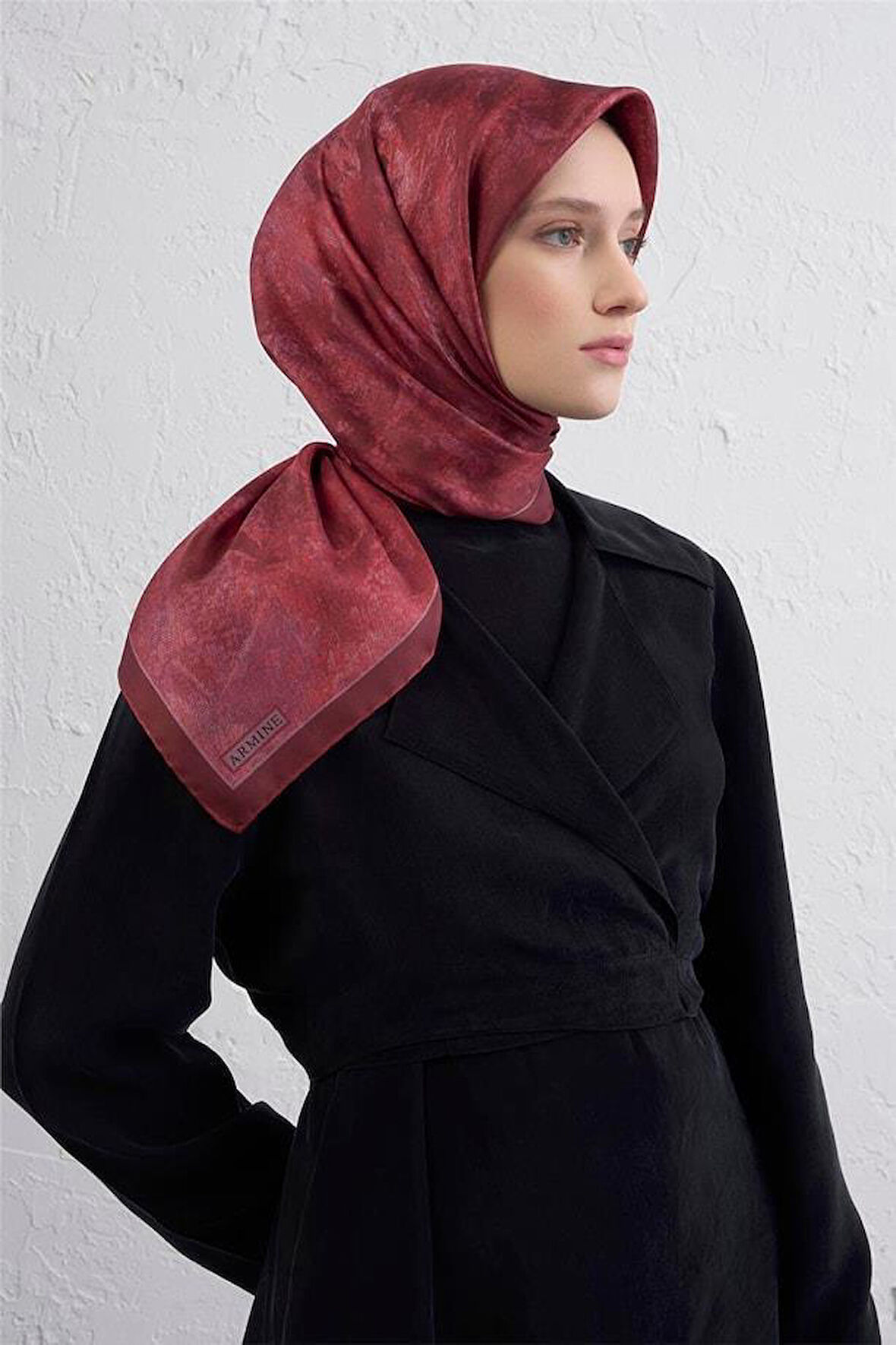 Armine Sura Saf İpek Eşarp 9433 - 05 Kırmızı Karışık Desen